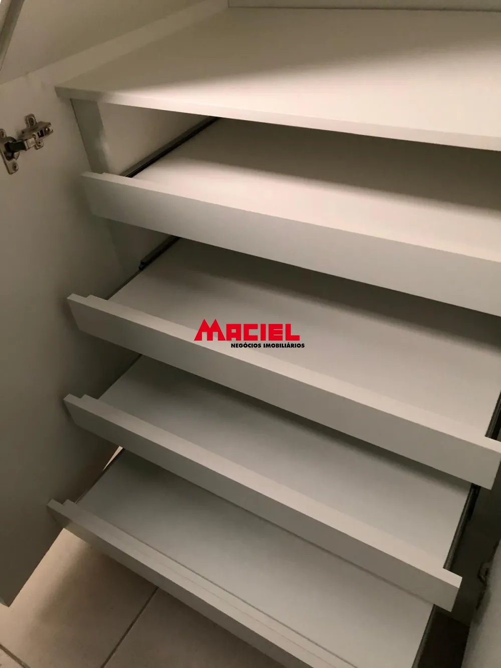 Alugar Casa / Ed&iacute;cula em S&atilde;o Jos&eacute; dos Campos R$ 1.700,00 - Foto 9