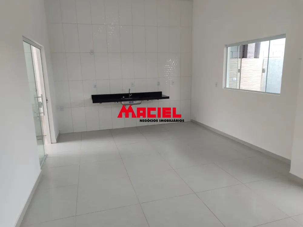 Comprar Casa / Padr&atilde;o em S&atilde;o Jos&eacute; dos Campos R$ 425.000,00 - Foto 3