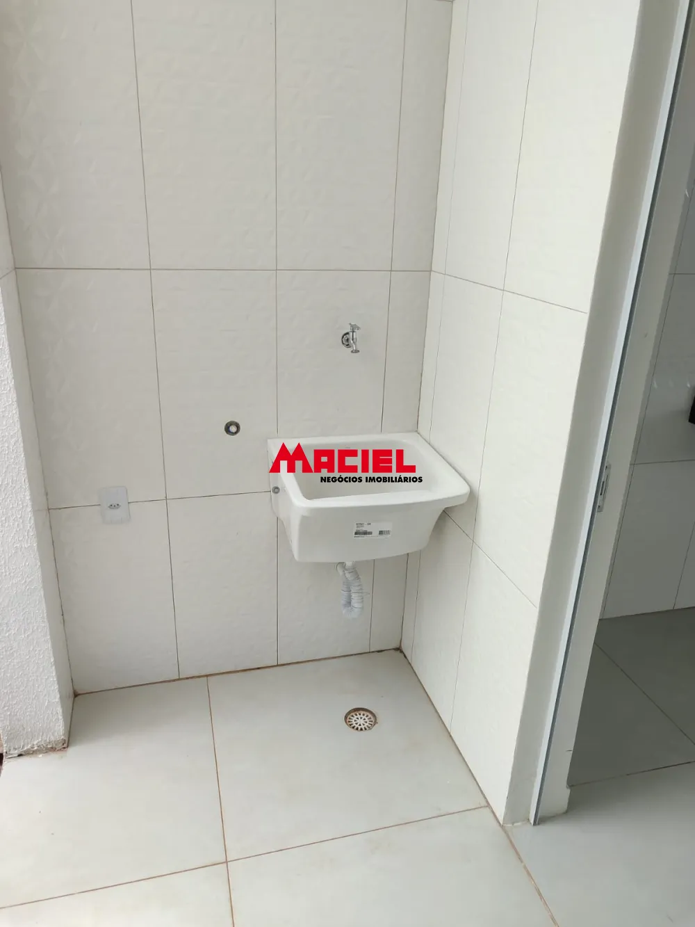 Comprar Casa / Padr&atilde;o em S&atilde;o Jos&eacute; dos Campos R$ 425.000,00 - Foto 5