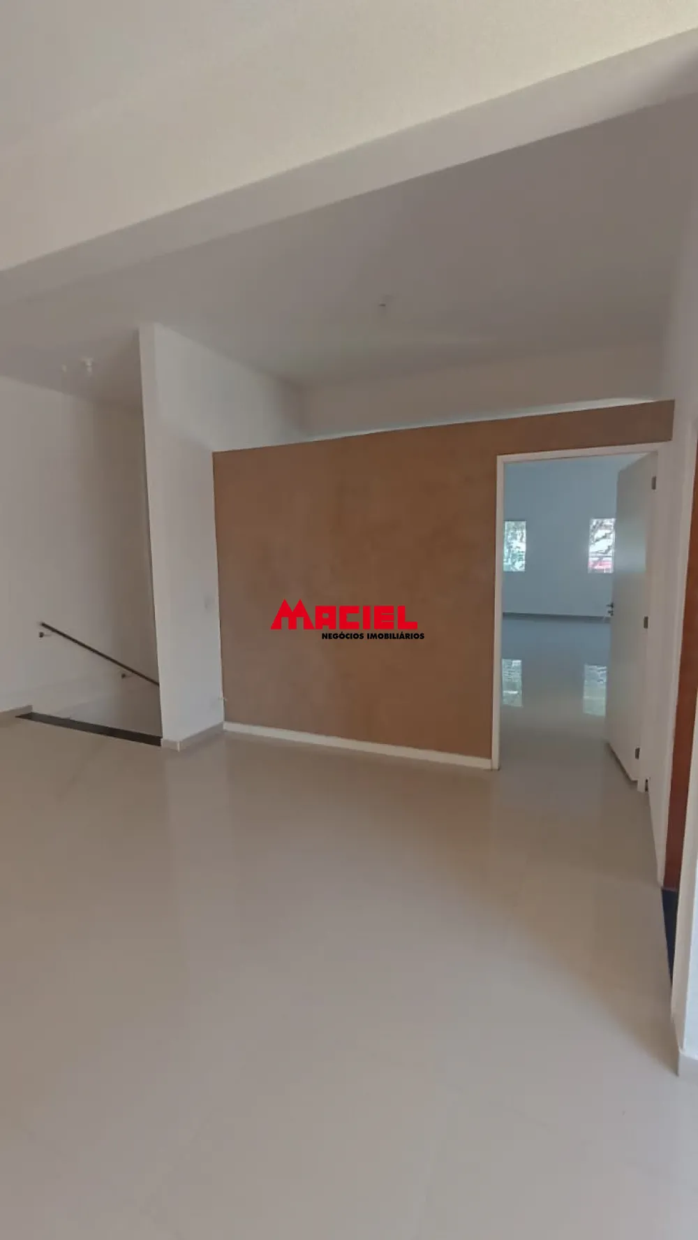 Alugar Comercial / Ponto Comercial em S&atilde;o Jos&eacute; dos Campos R$ 3.900,00 - Foto 17