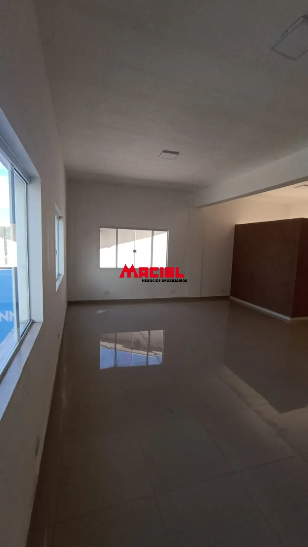 Alugar Comercial / Ponto Comercial em S&atilde;o Jos&eacute; dos Campos R$ 3.900,00 - Foto 19