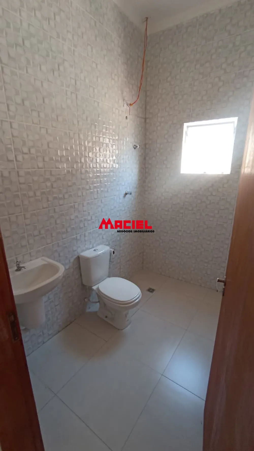 Alugar Comercial / Ponto Comercial em S&atilde;o Jos&eacute; dos Campos R$ 3.900,00 - Foto 22