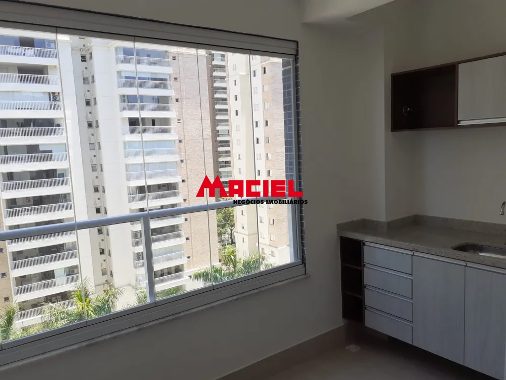 Alugar Apartamento / Padr&atilde;o em S&atilde;o Jos&eacute; dos Campos R$ 4.200,00 - Foto 4