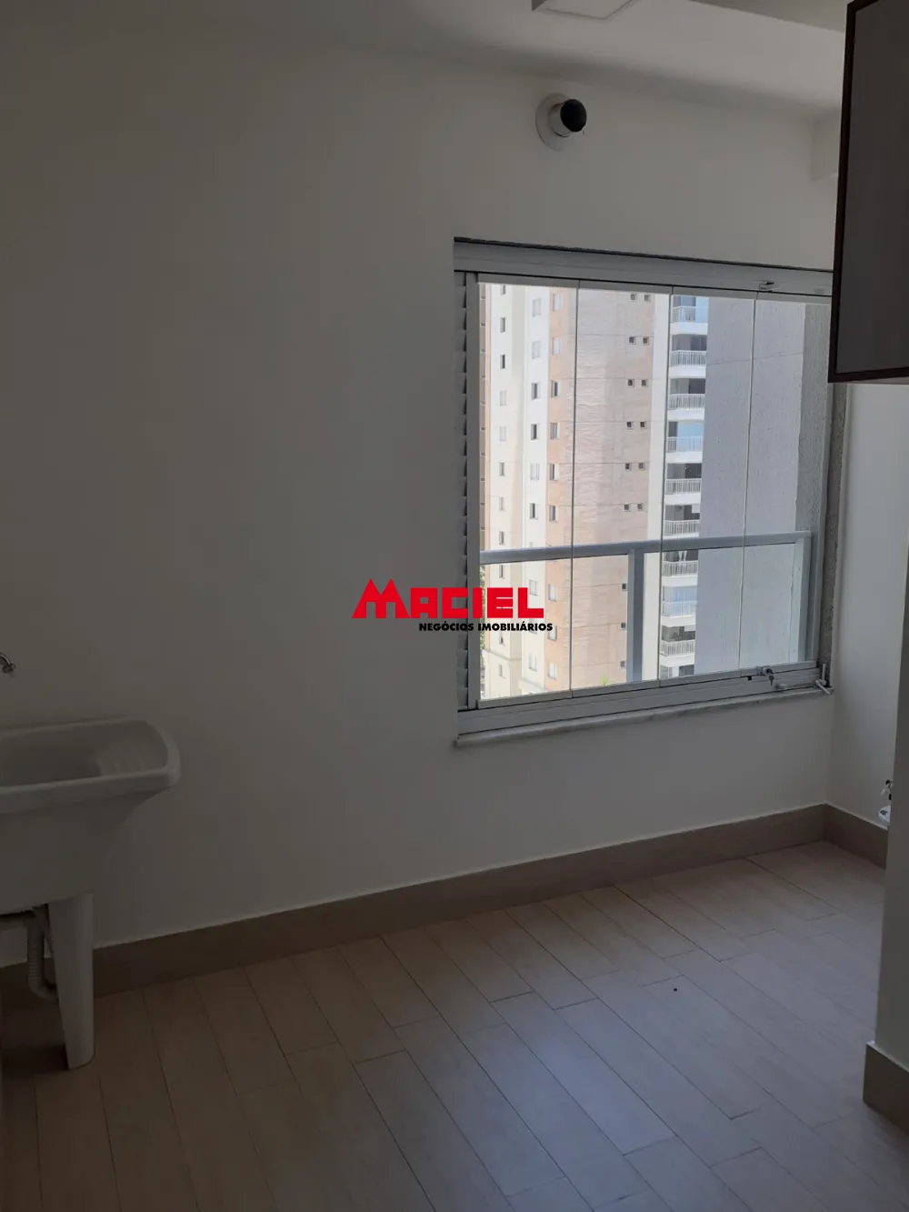Alugar Apartamento / Padr&atilde;o em S&atilde;o Jos&eacute; dos Campos R$ 4.200,00 - Foto 5