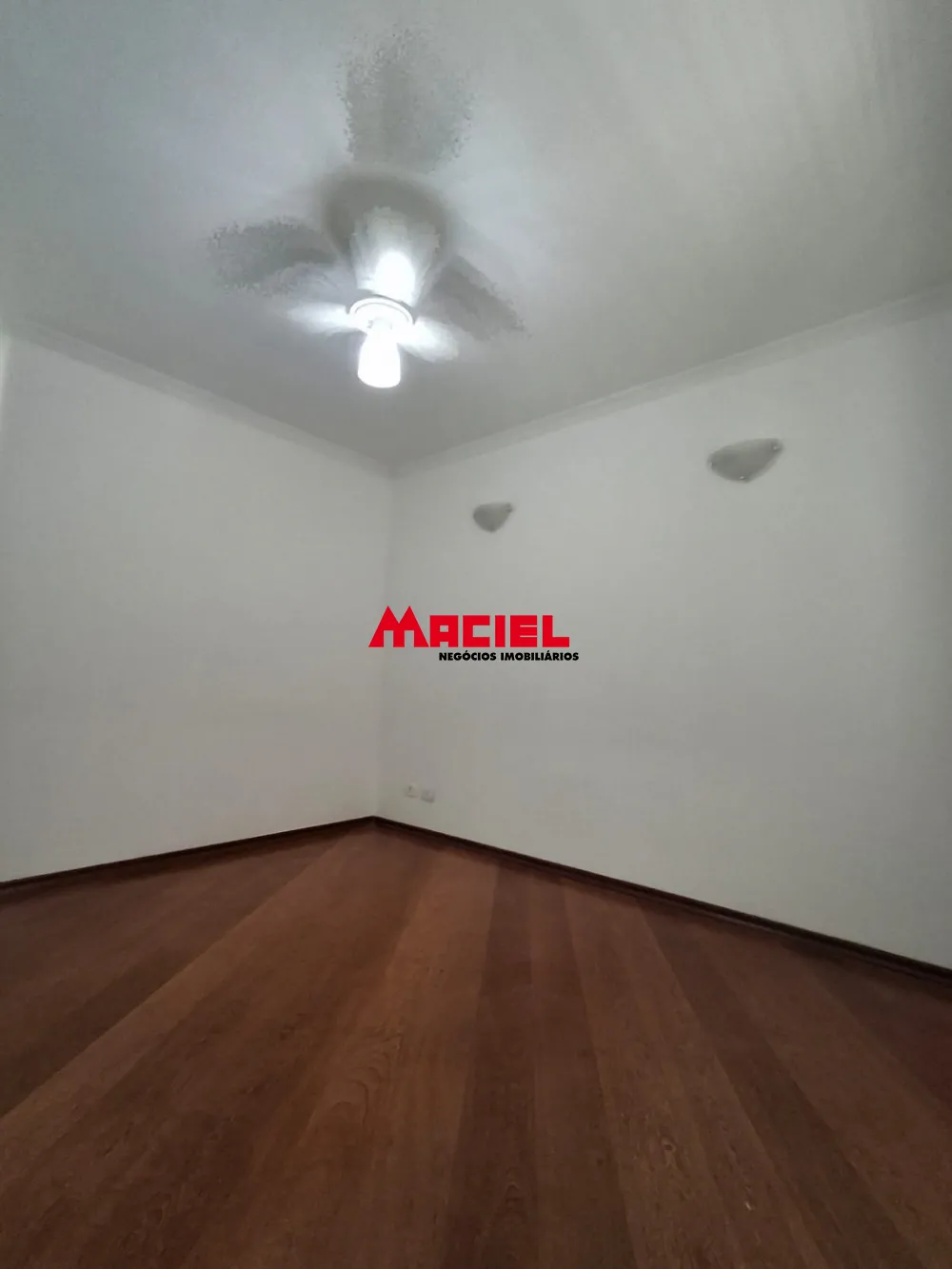 Comprar Casa / Sobrado em S&atilde;o Jos&eacute; dos Campos R$ 1.900.000,00 - Foto 26