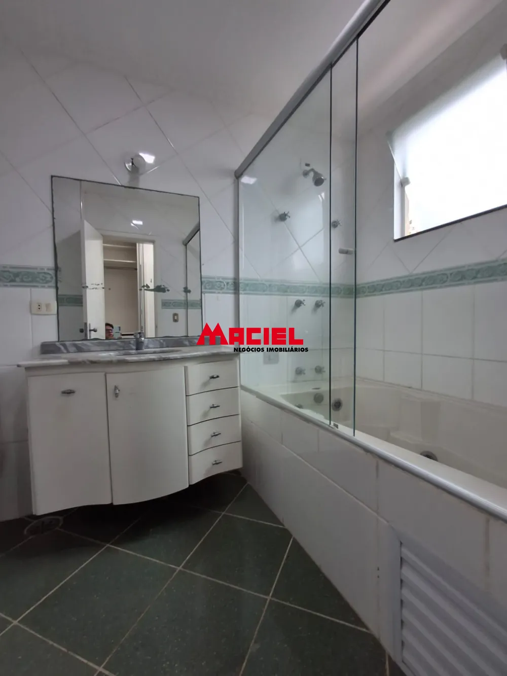 Comprar Casa / Sobrado em S&atilde;o Jos&eacute; dos Campos R$ 1.900.000,00 - Foto 18