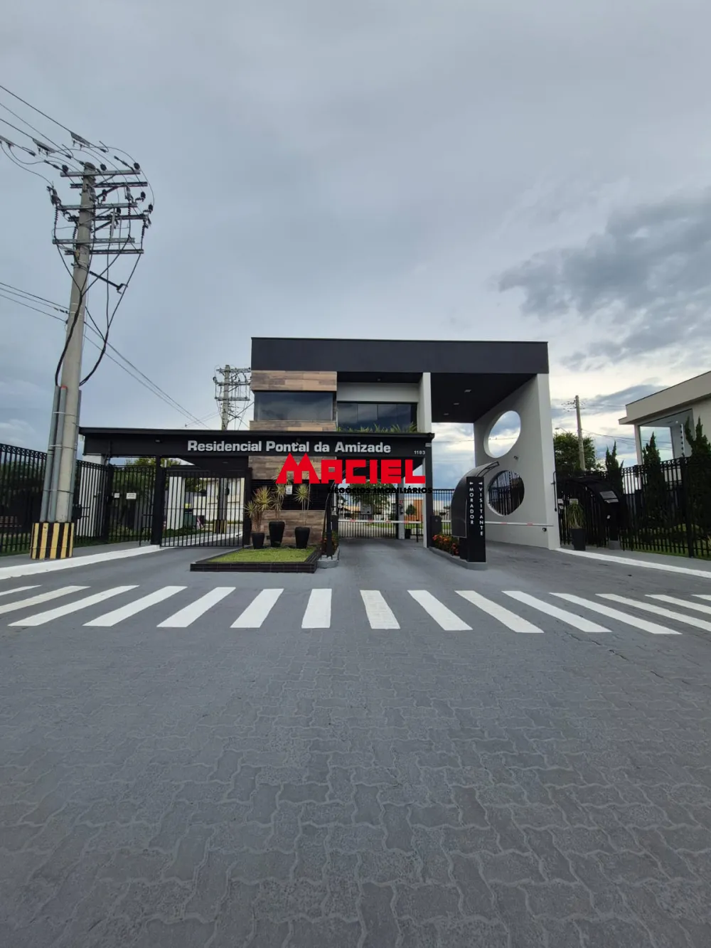 Comprar Casa / Condom&iacute;nio em Taubat&eacute; R$ 999.000,00 - Foto 1