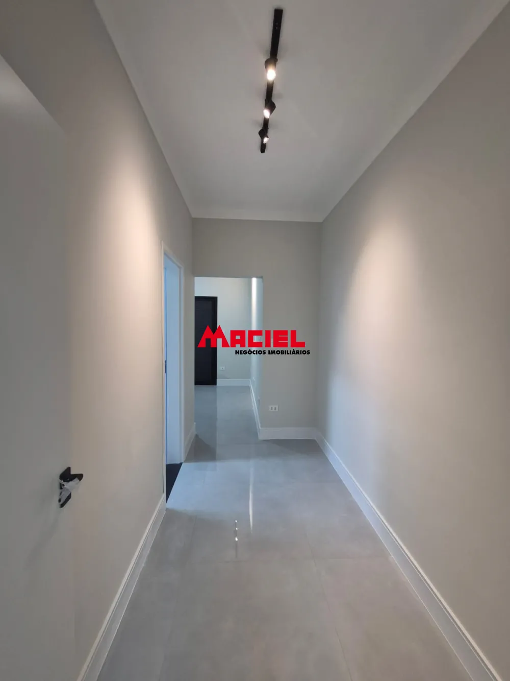 Comprar Casa / Condom&iacute;nio em Taubat&eacute; R$ 999.000,00 - Foto 10