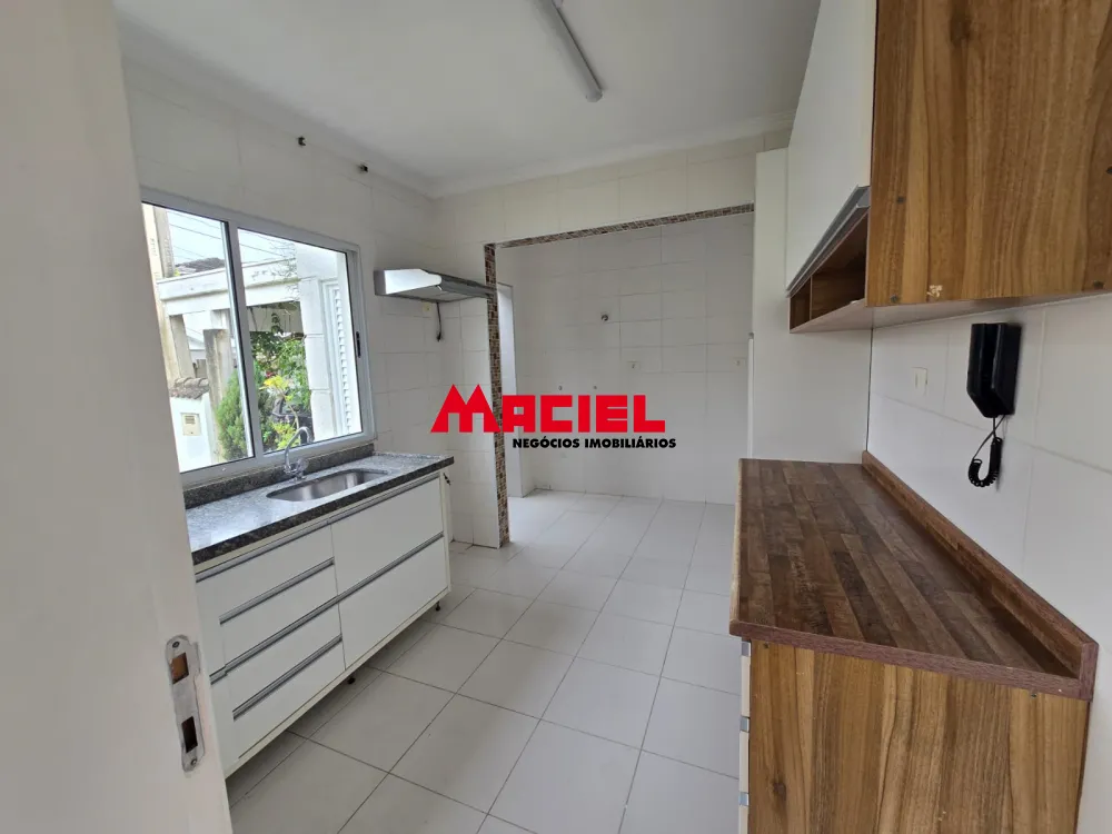 Alugar Casa / Sobrado em Jacare&iacute; R$ 4.500,00 - Foto 7
