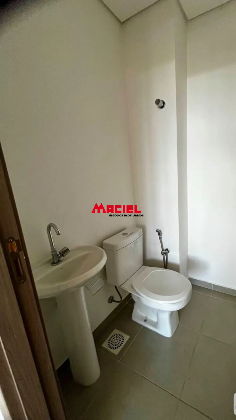 Comprar Apartamento / Padr&atilde;o em S&atilde;o Jos&eacute; dos Campos R$ 240.000,00 - Foto 4