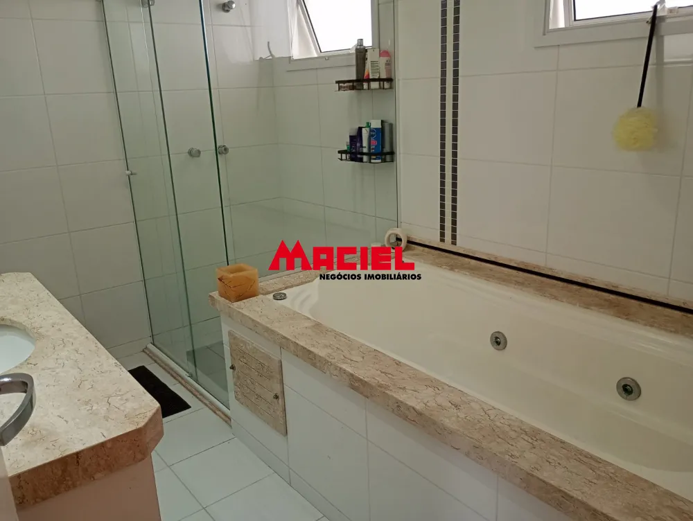 Comprar Casa / Condom&iacute;nio em S&atilde;o Jos&eacute; dos Campos R$ 1.940.000,00 - Foto 27