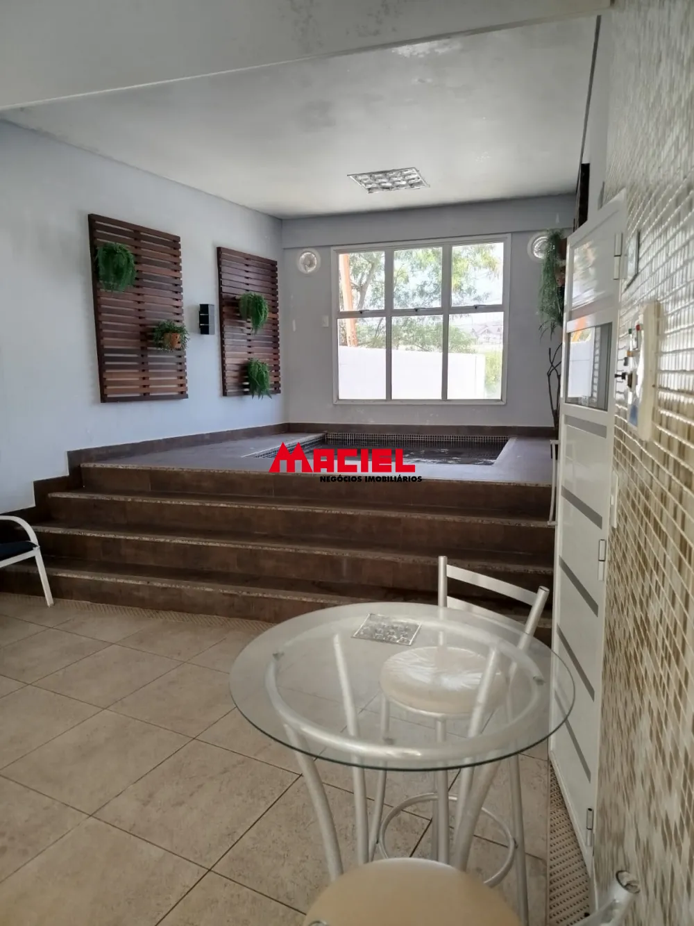 Alugar Apartamento / Mobiliado em Jacare&iacute; R$ 4.150,00 - Foto 2