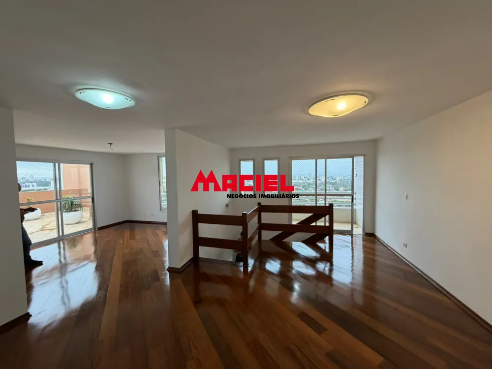 Alugar Apartamento / Cobertura em S&atilde;o Jos&eacute; dos Campos R$ 5.700,00 - Foto 12