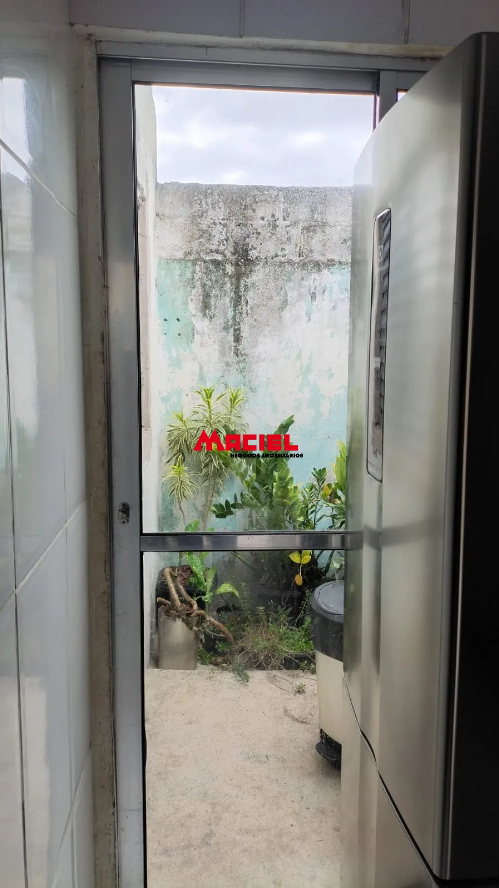 Comprar Casa / Padr&atilde;o em S&atilde;o Jos&eacute; dos Campos R$ 170.000,00 - Foto 3