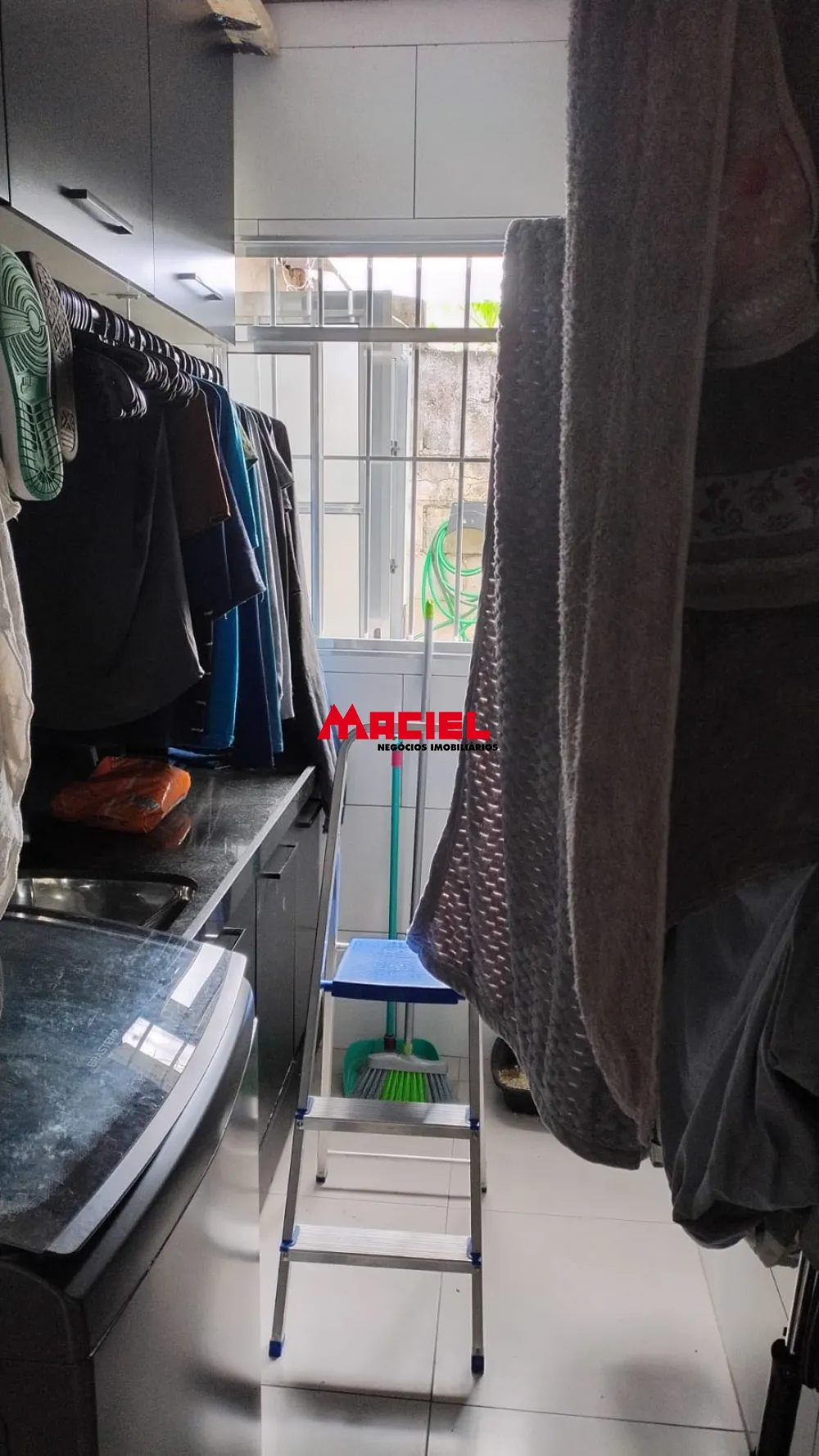 Comprar Casa / Padr&atilde;o em S&atilde;o Jos&eacute; dos Campos R$ 170.000,00 - Foto 4