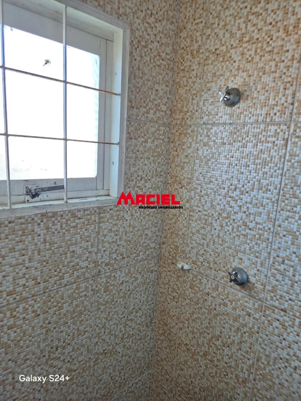 Alugar Apartamento / Padr&atilde;o em S&atilde;o Jos&eacute; dos Campos R$ 1.350,00 - Foto 10