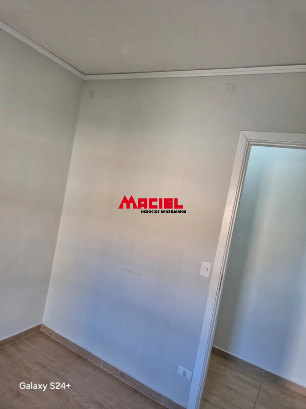 Alugar Apartamento / Padr&atilde;o em S&atilde;o Jos&eacute; dos Campos R$ 1.350,00 - Foto 15