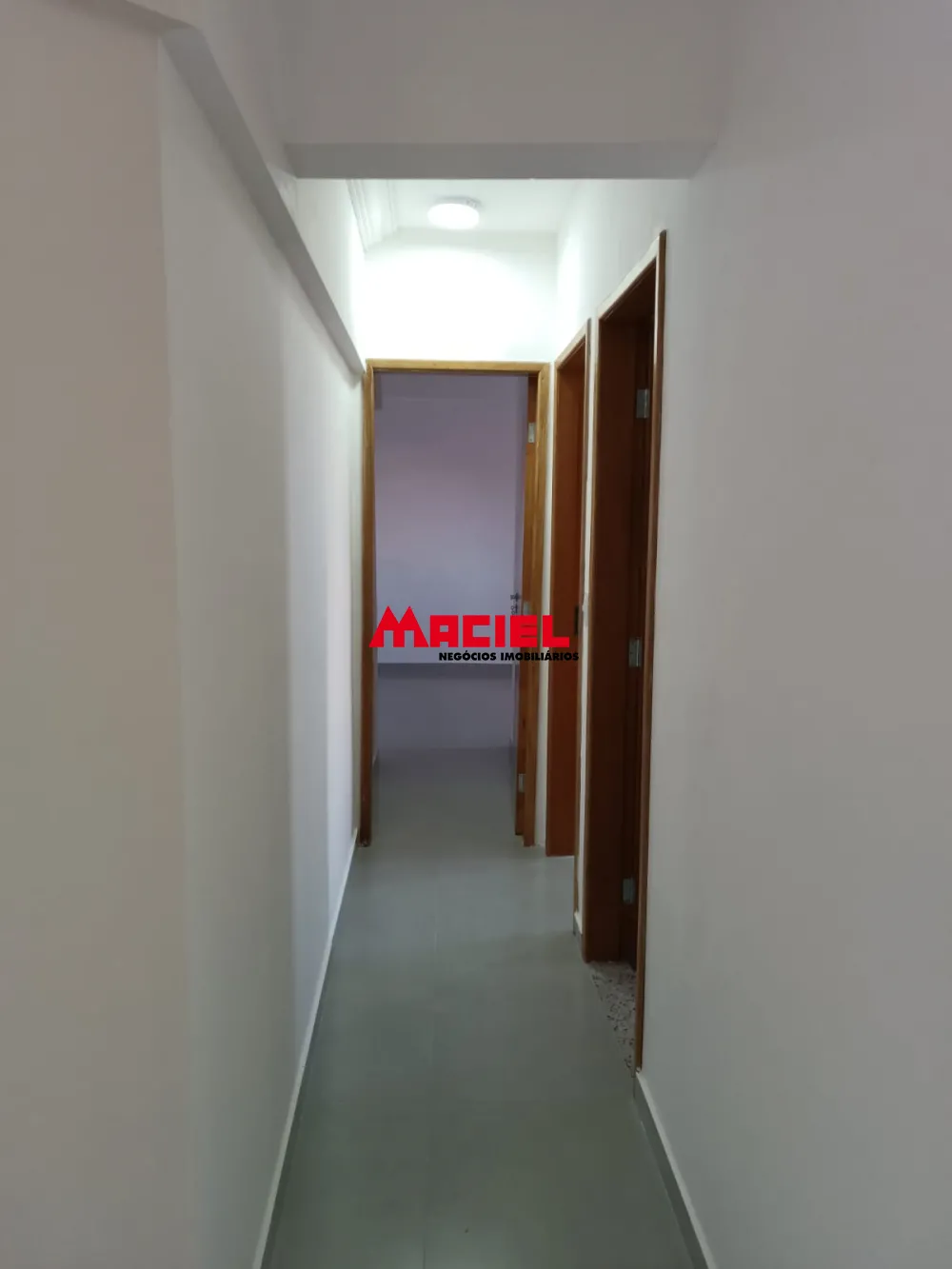 Alugar Apartamento / Padr&atilde;o em S&atilde;o Jos&eacute; dos Campos R$ 2.500,00 - Foto 4