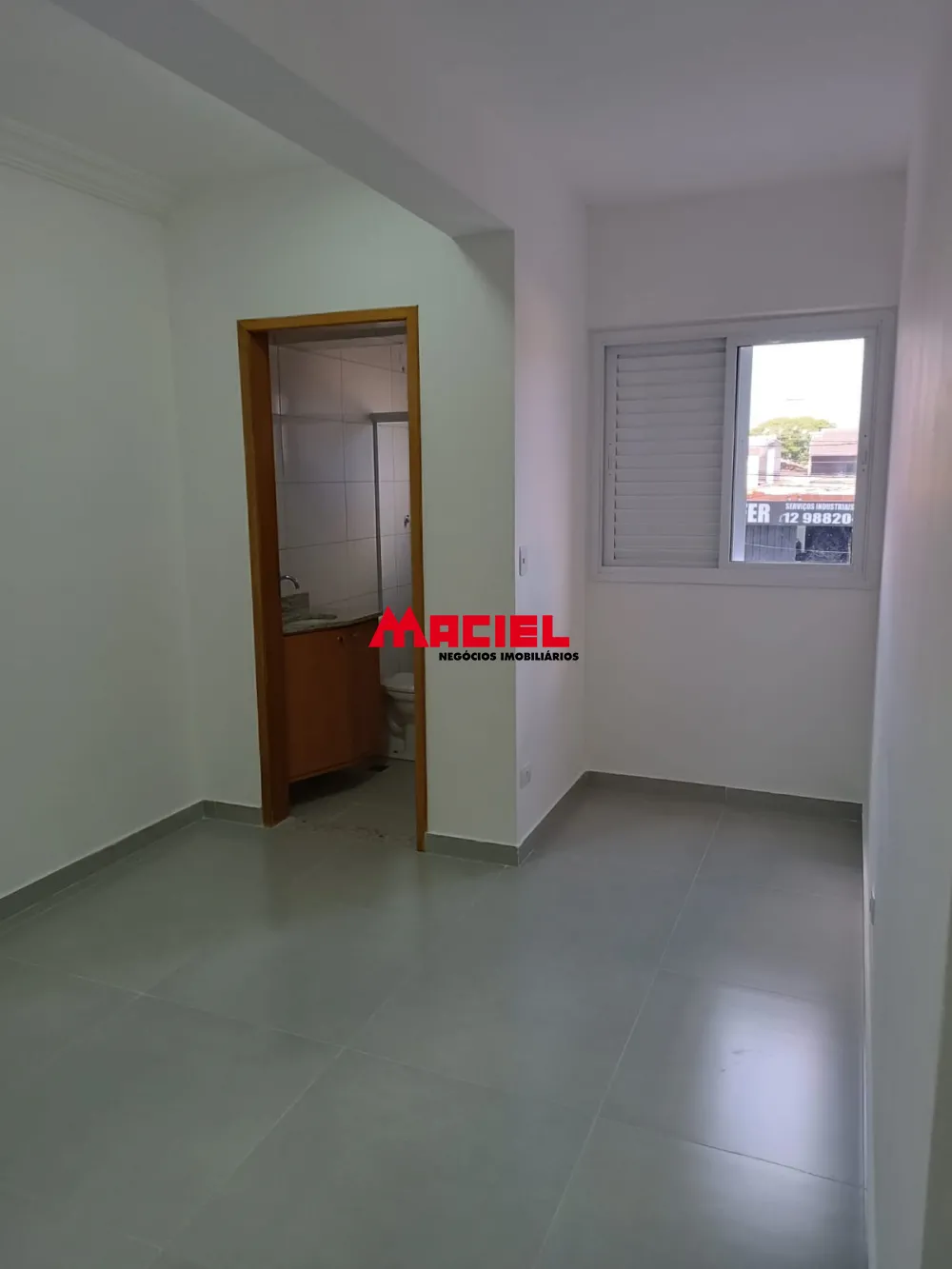 Alugar Apartamento / Padr&atilde;o em S&atilde;o Jos&eacute; dos Campos R$ 2.500,00 - Foto 8