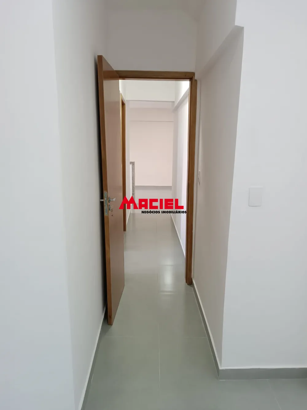 Alugar Apartamento / Padr&atilde;o em S&atilde;o Jos&eacute; dos Campos R$ 2.500,00 - Foto 13