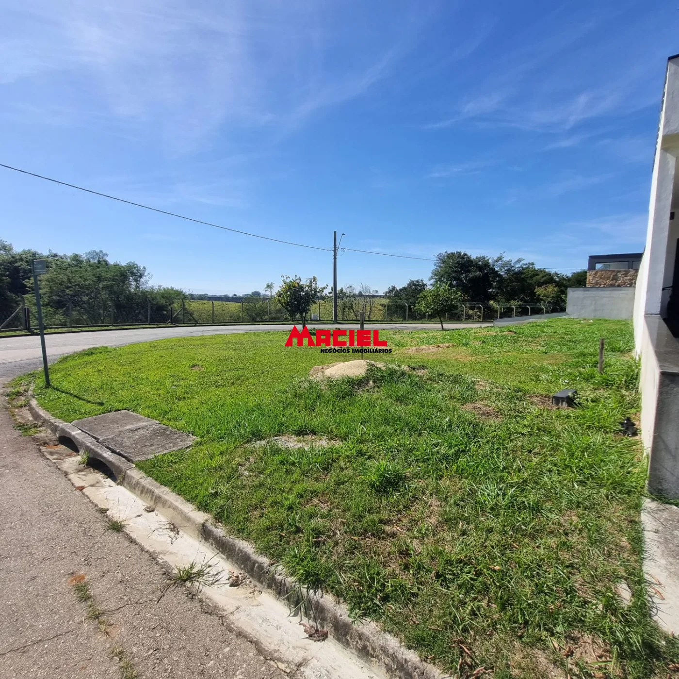 Comprar Terreno / Condom&iacute;nio em Ca&ccedil;apava R$ 320.000,00 - Foto 2