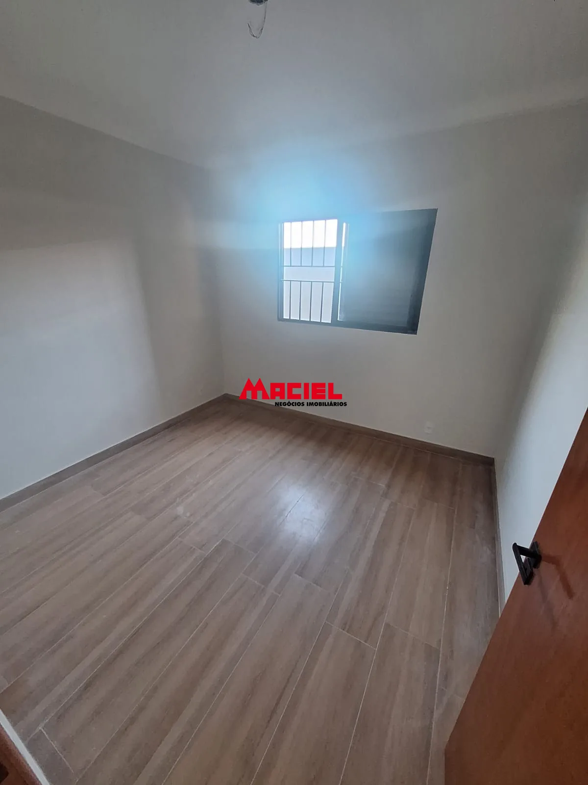 Comprar Casa / Padr&atilde;o em S&atilde;o Jos&eacute; dos Campos R$ 370.000,00 - Foto 12