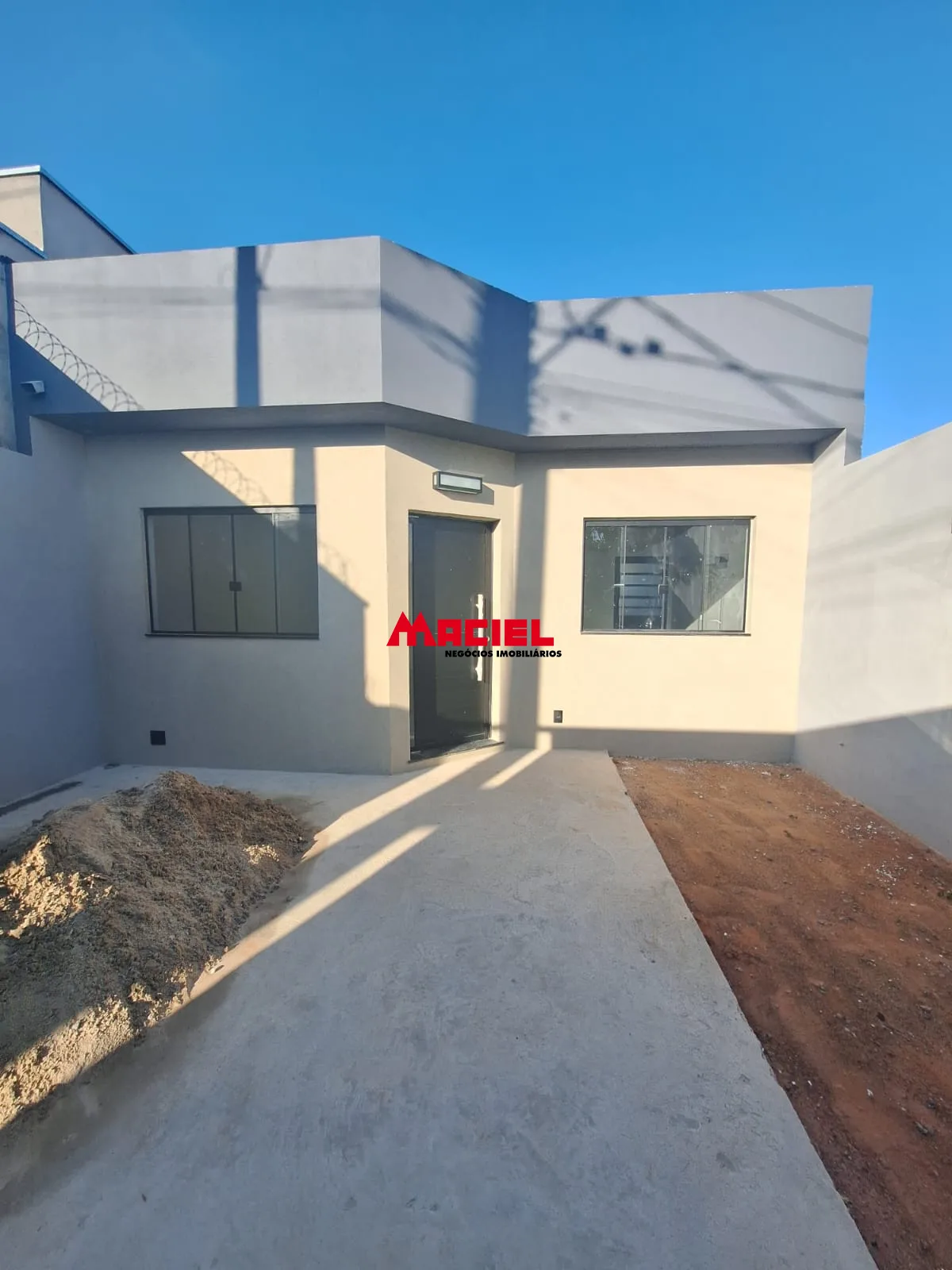 Comprar Casa / Padr&atilde;o em S&atilde;o Jos&eacute; dos Campos R$ 370.000,00 - Foto 1