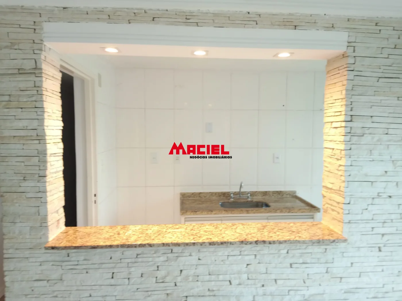 Comprar Apartamento / Padr&atilde;o em S&atilde;o Jos&eacute; dos Campos R$ 280.000,00 - Foto 2