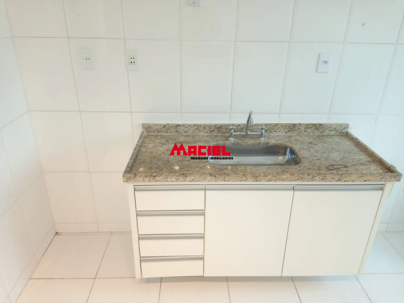 Comprar Apartamento / Padr&atilde;o em S&atilde;o Jos&eacute; dos Campos R$ 280.000,00 - Foto 3