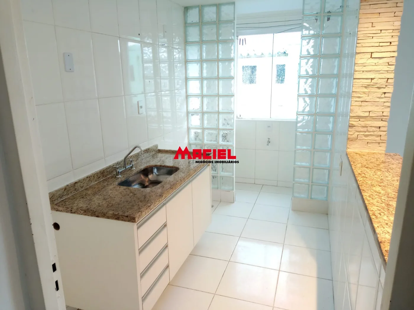 Comprar Apartamento / Padr&atilde;o em S&atilde;o Jos&eacute; dos Campos R$ 280.000,00 - Foto 4