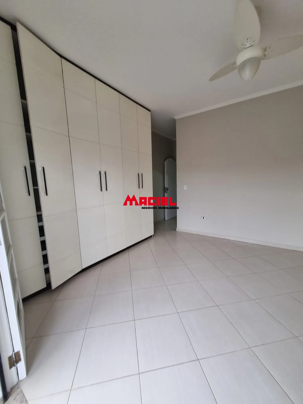 Comprar Casa / Condom&iacute;nio em S&atilde;o Jos&eacute; dos Campos R$ 1.250.000,00 - Foto 18
