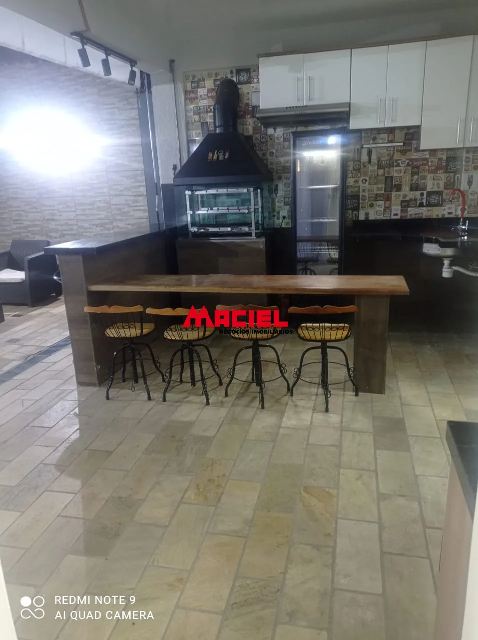 Comprar Casa / Sobrado em S&atilde;o Jos&eacute; dos Campos R$ 1.380.000,00 - Foto 2