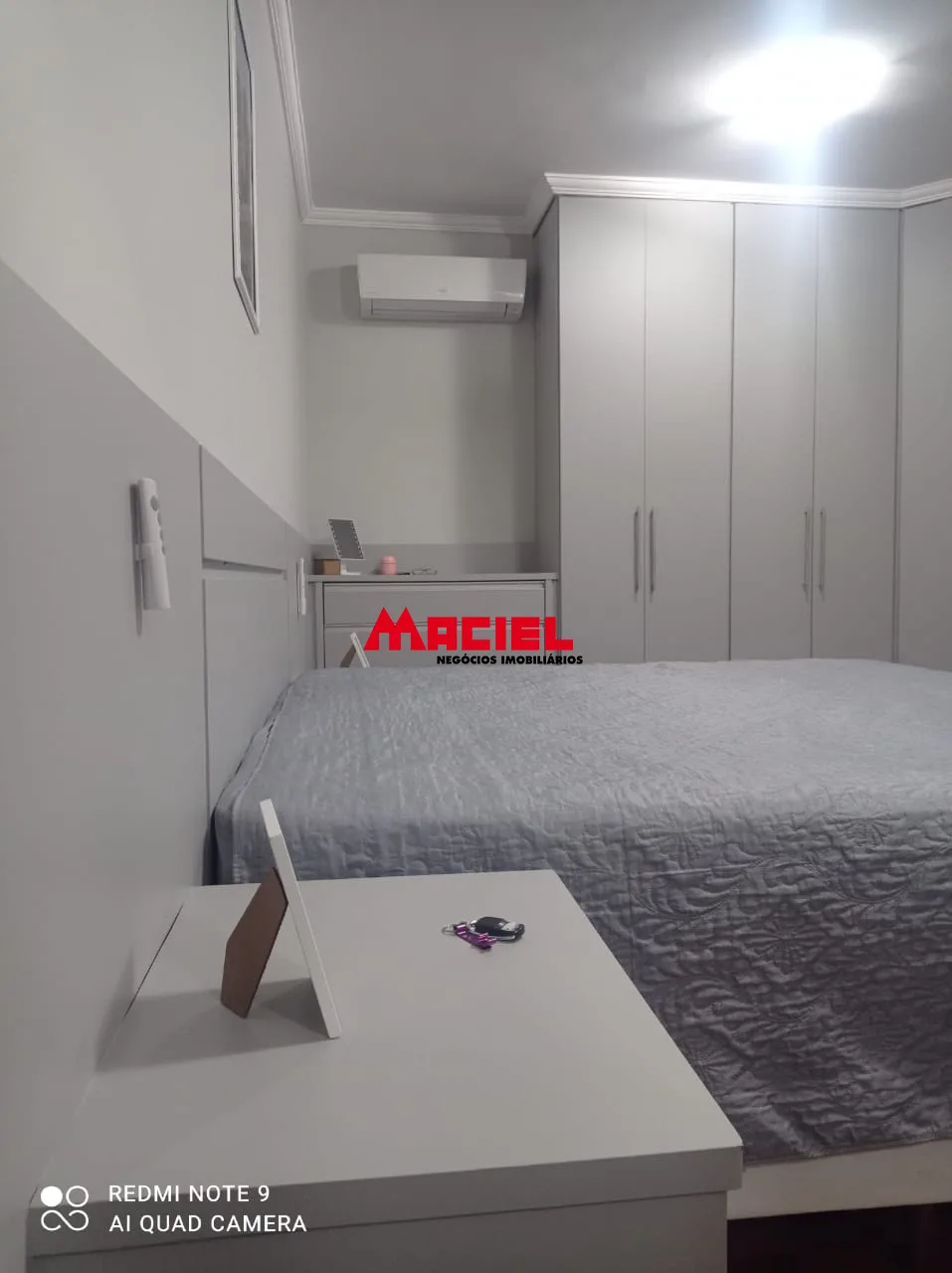 Comprar Casa / Sobrado em S&atilde;o Jos&eacute; dos Campos R$ 1.380.000,00 - Foto 14