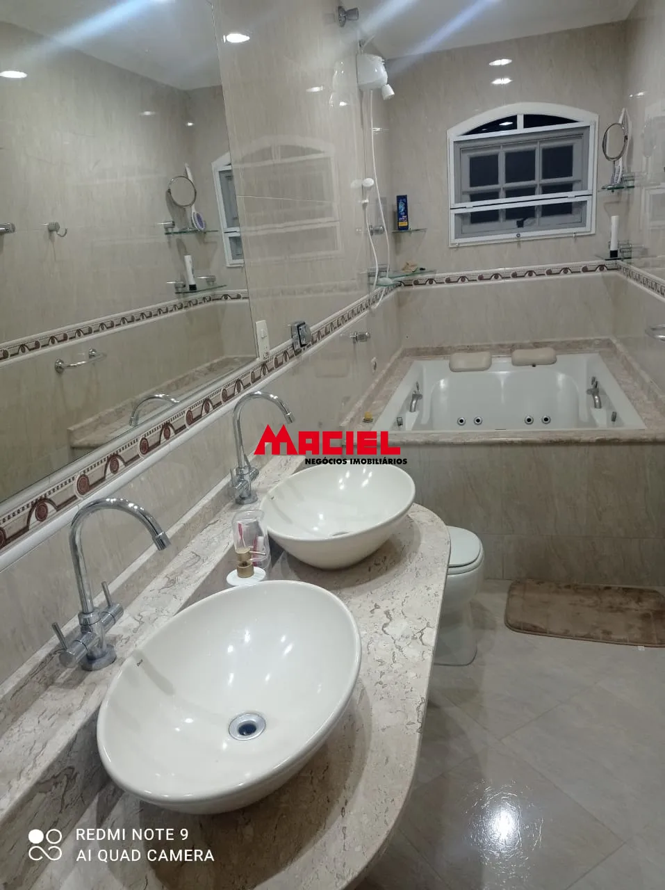 Comprar Casa / Sobrado em S&atilde;o Jos&eacute; dos Campos R$ 1.380.000,00 - Foto 20