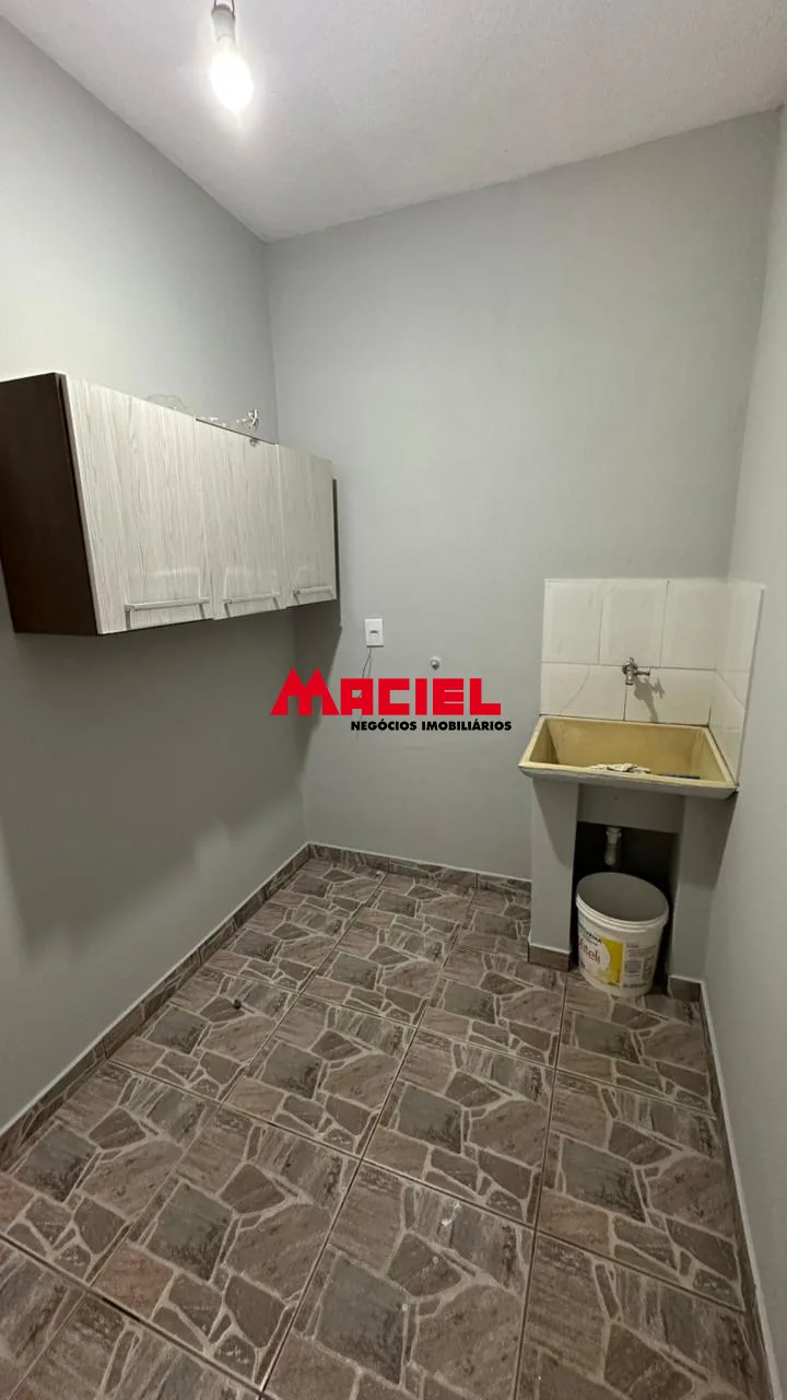 Alugar Casa / Sobrado em S&atilde;o Jos&eacute; dos Campos R$ 2.800,00 - Foto 33