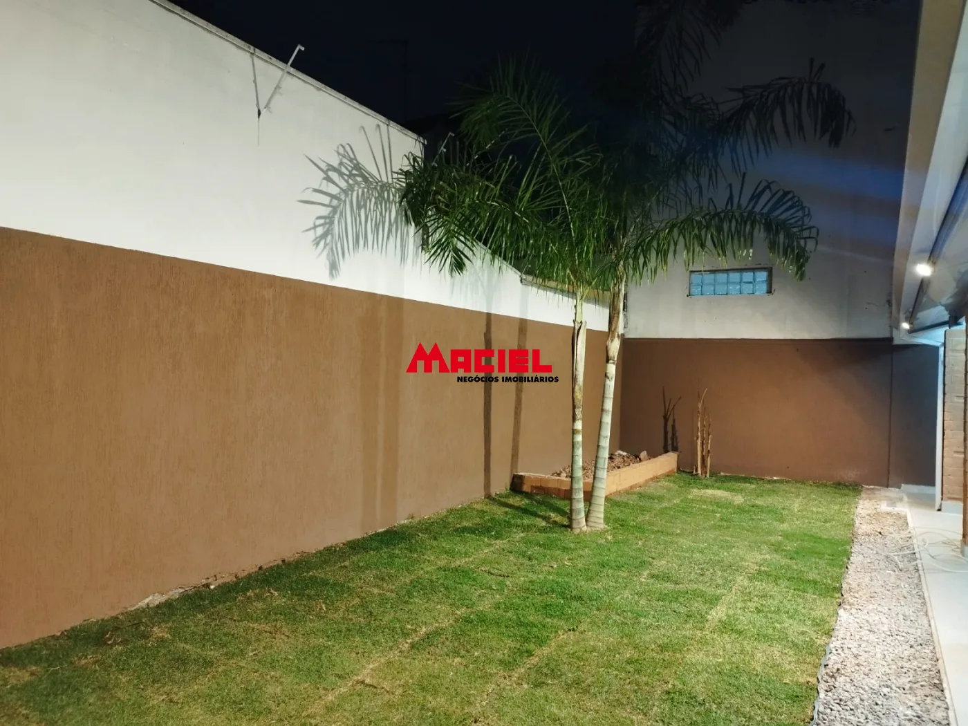 Comprar Casa / Padr&atilde;o em S&atilde;o Jos&eacute; dos Campos R$ 1.190.000,00 - Foto 2