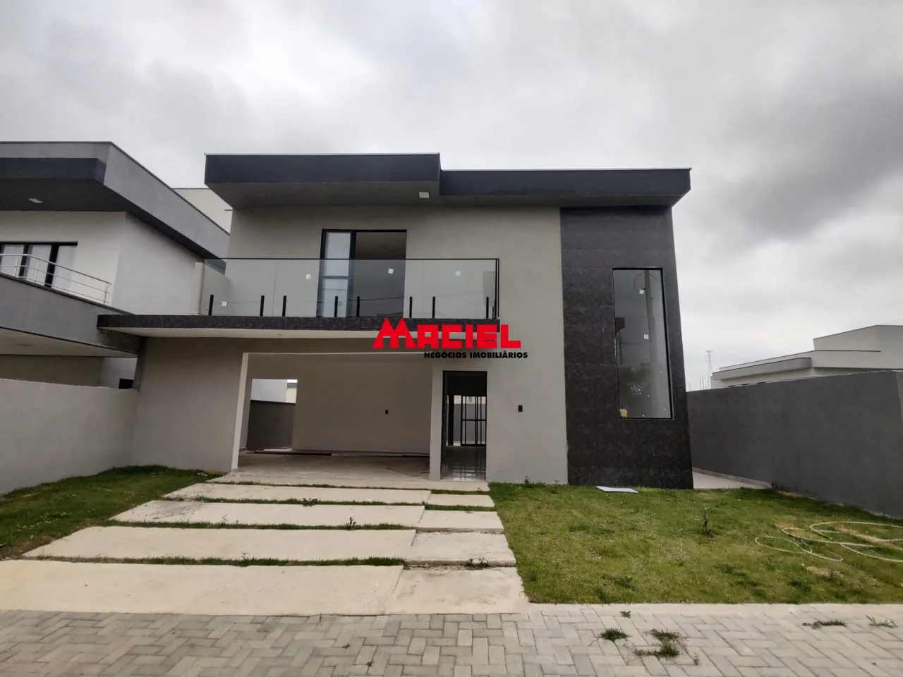 Comprar Casa / Sobrado em S&atilde;o Jos&eacute; dos Campos R$ 1.300.000,00 - Foto 1