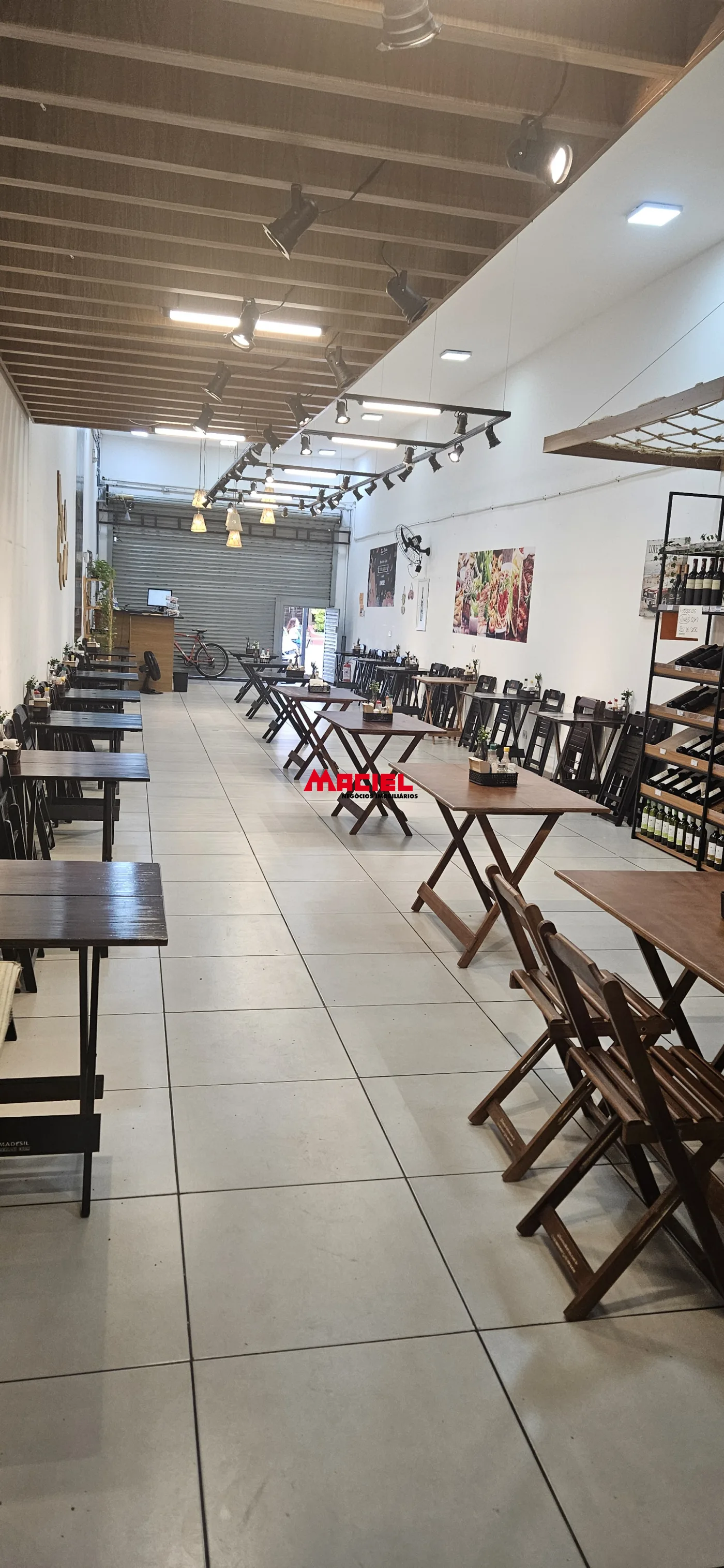 Comprar Comercial / Fundo em S&atilde;o Jos&eacute; dos Campos R$ 900.000,00 - Foto 4