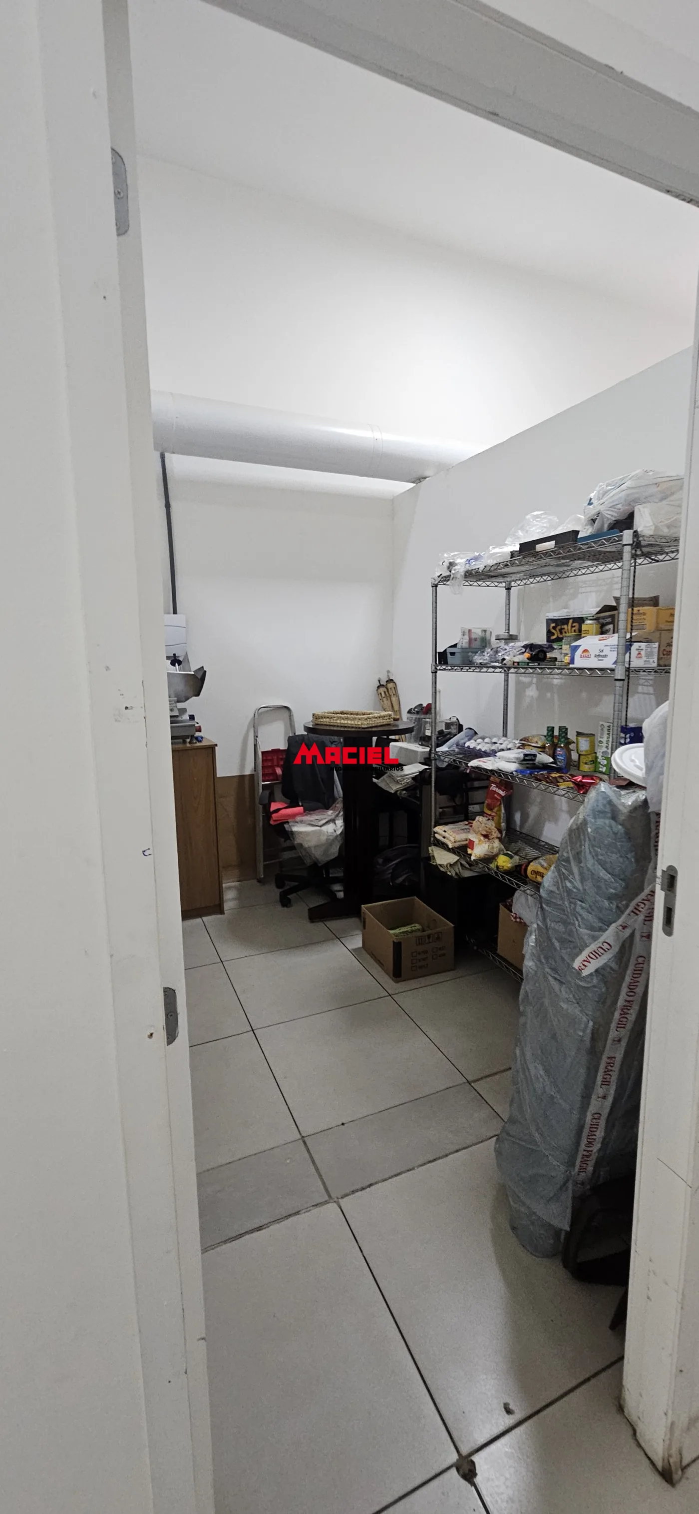 Comprar Comercial / Fundo em S&atilde;o Jos&eacute; dos Campos R$ 900.000,00 - Foto 8