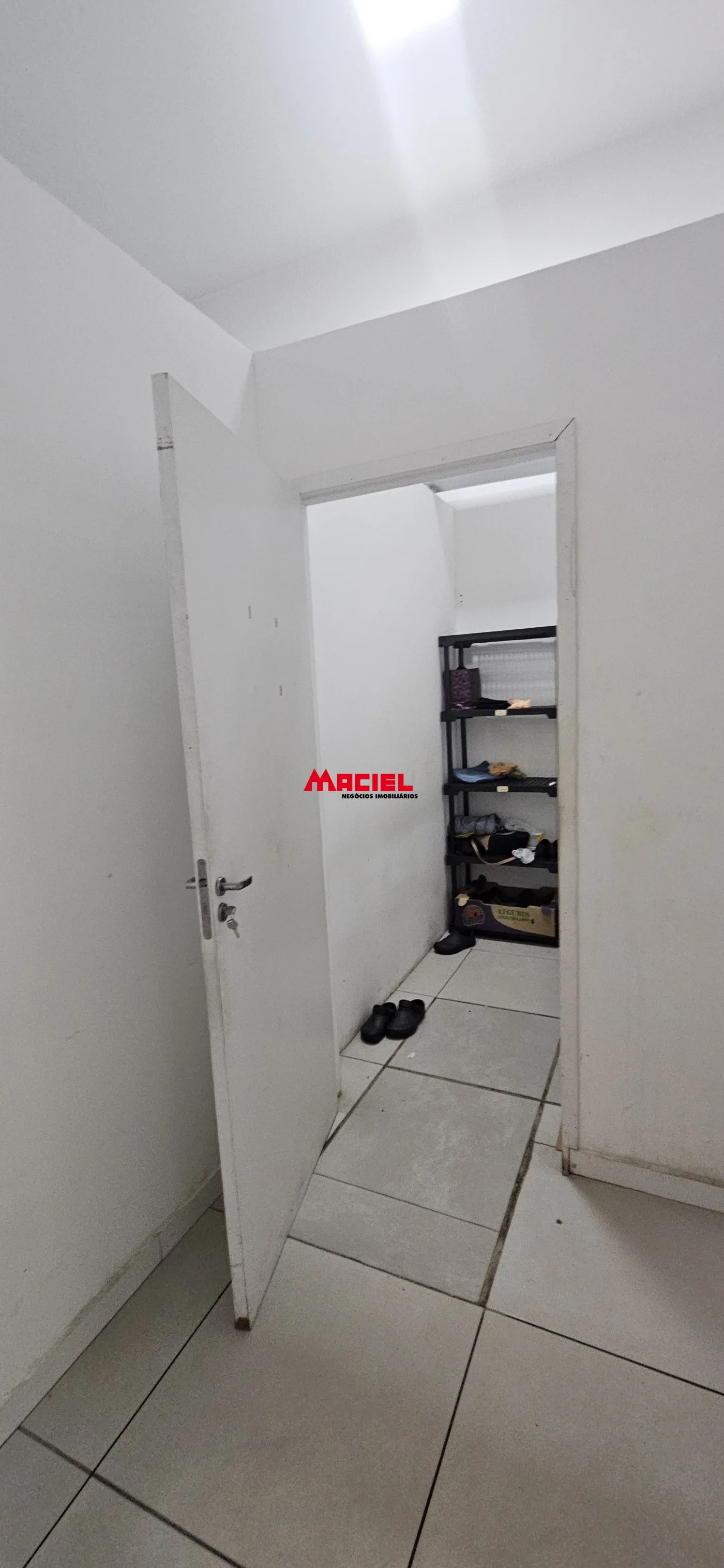 Comprar Comercial / Fundo em S&atilde;o Jos&eacute; dos Campos R$ 900.000,00 - Foto 11