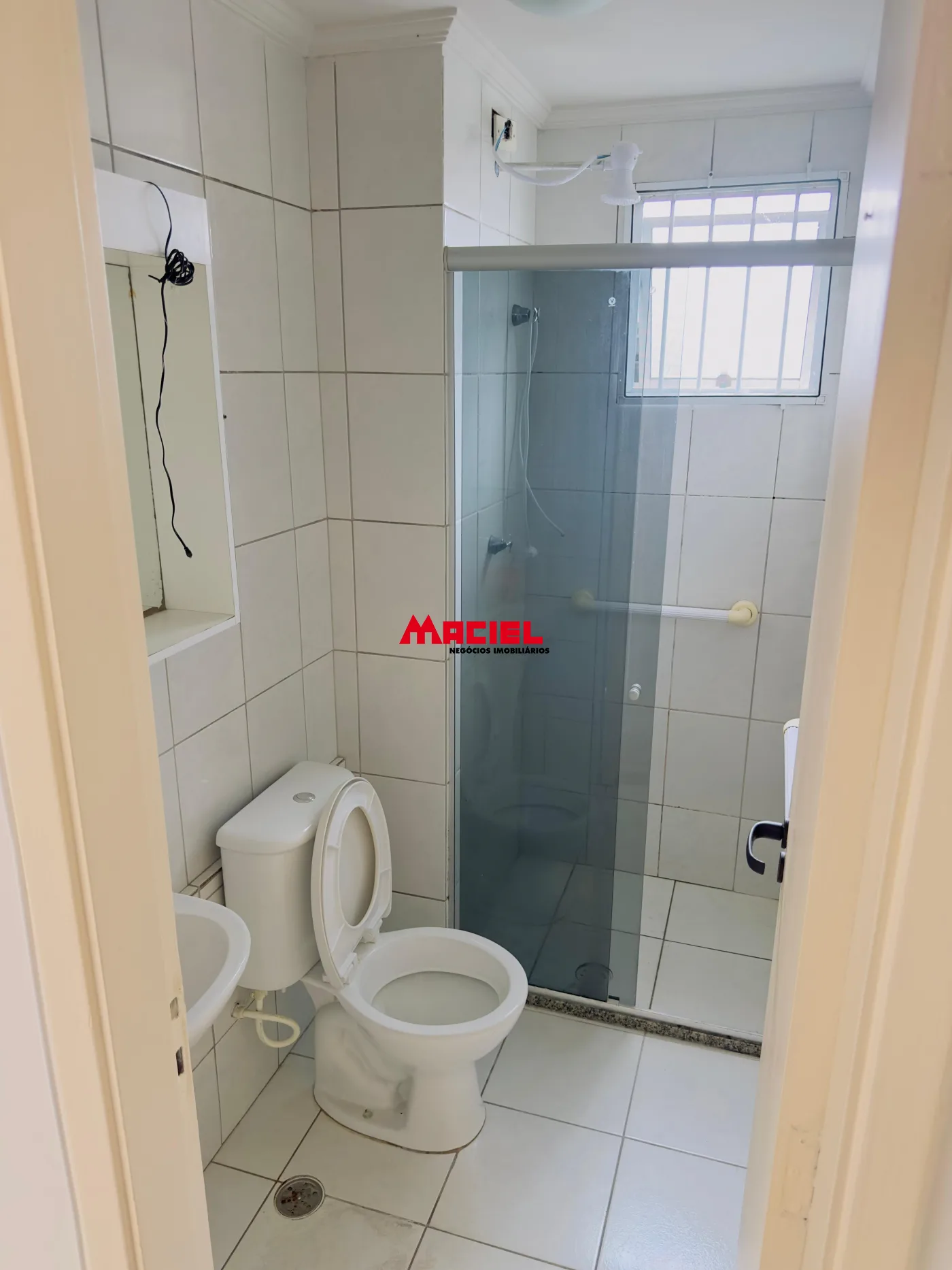 Alugar Apartamento / Padr&atilde;o em S&atilde;o Jos&eacute; dos Campos R$ 2.350,00 - Foto 8