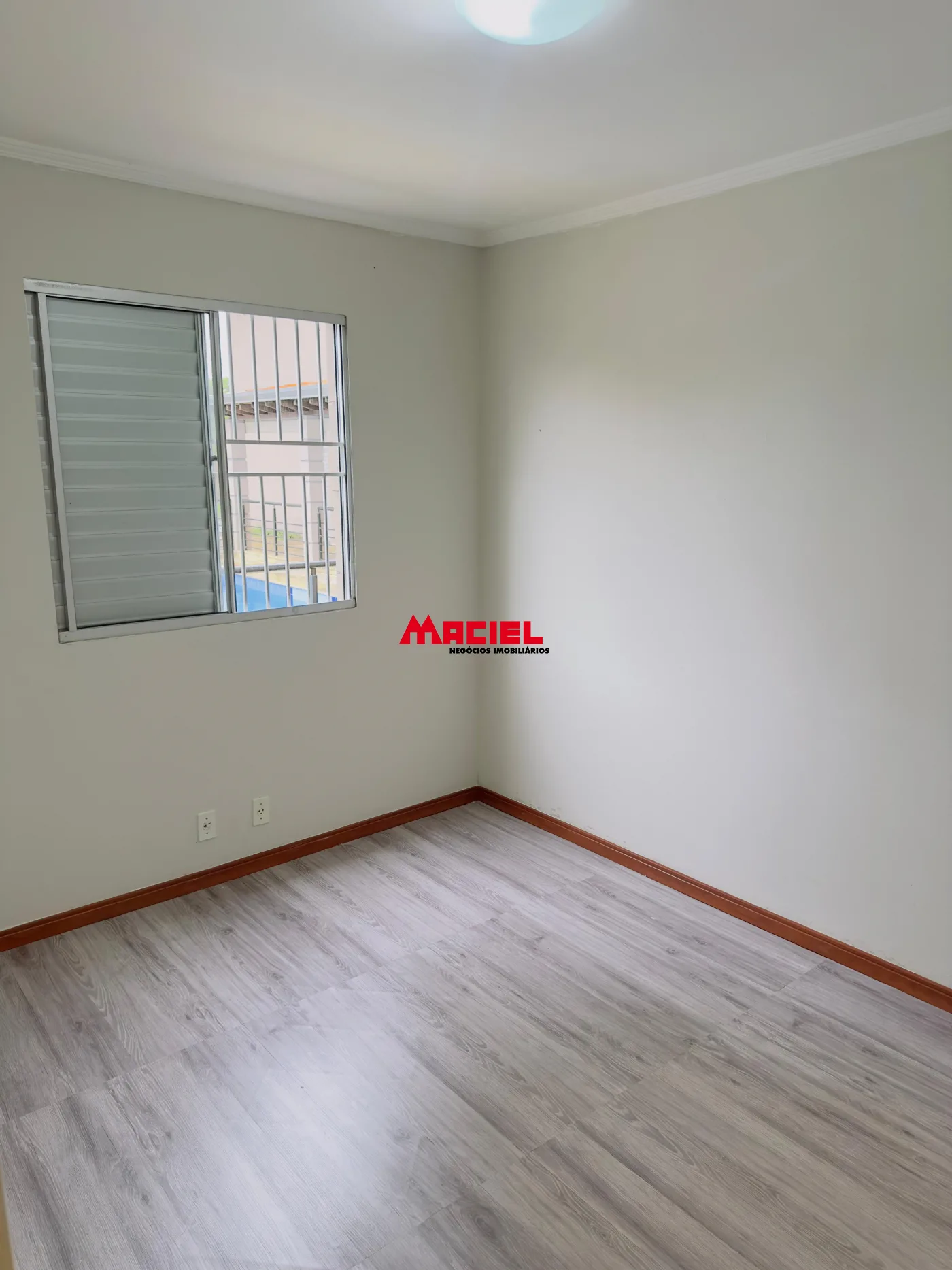 Alugar Apartamento / Padr&atilde;o em S&atilde;o Jos&eacute; dos Campos R$ 2.350,00 - Foto 9