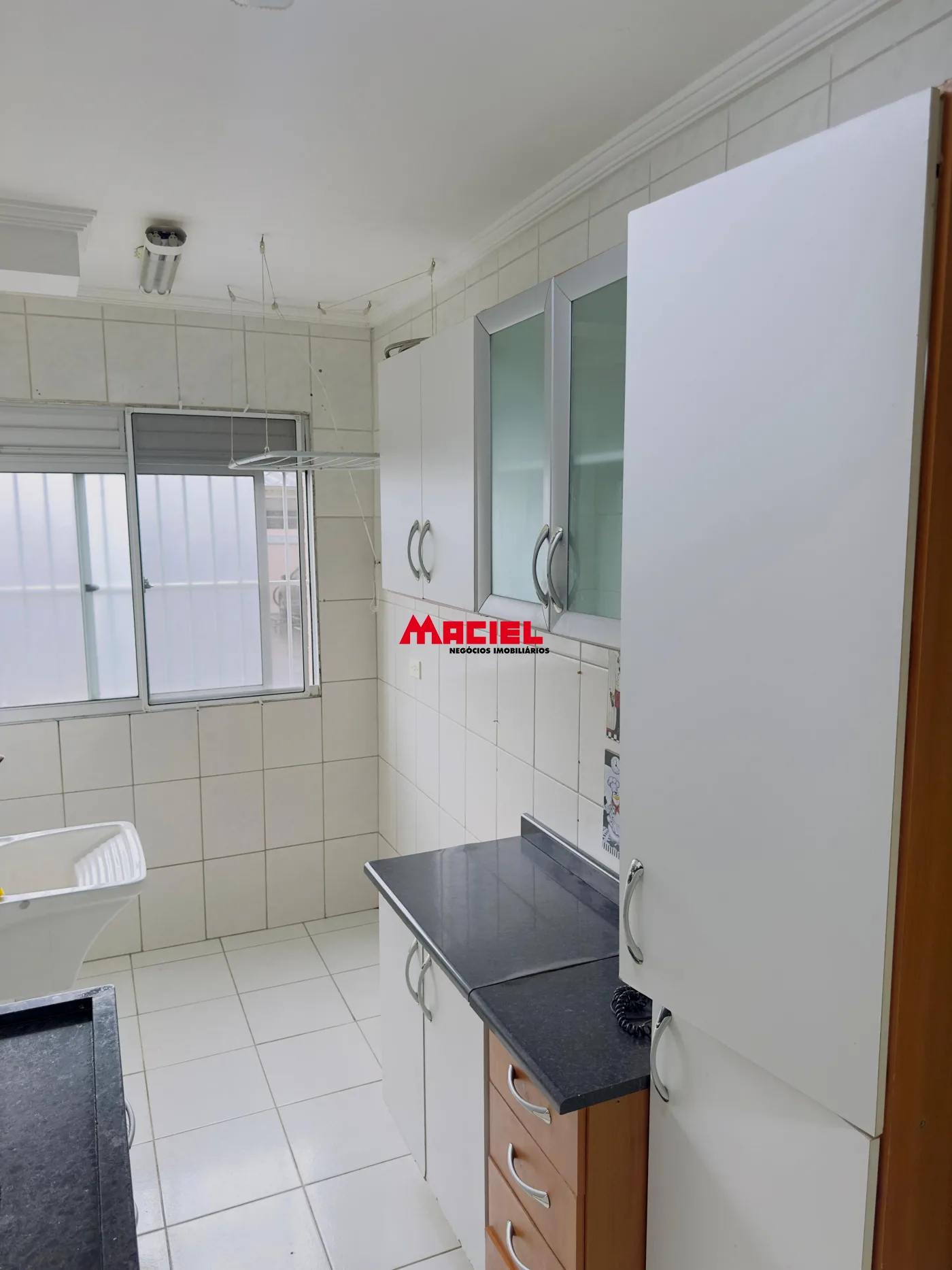 Alugar Apartamento / Padr&atilde;o em S&atilde;o Jos&eacute; dos Campos R$ 2.350,00 - Foto 10