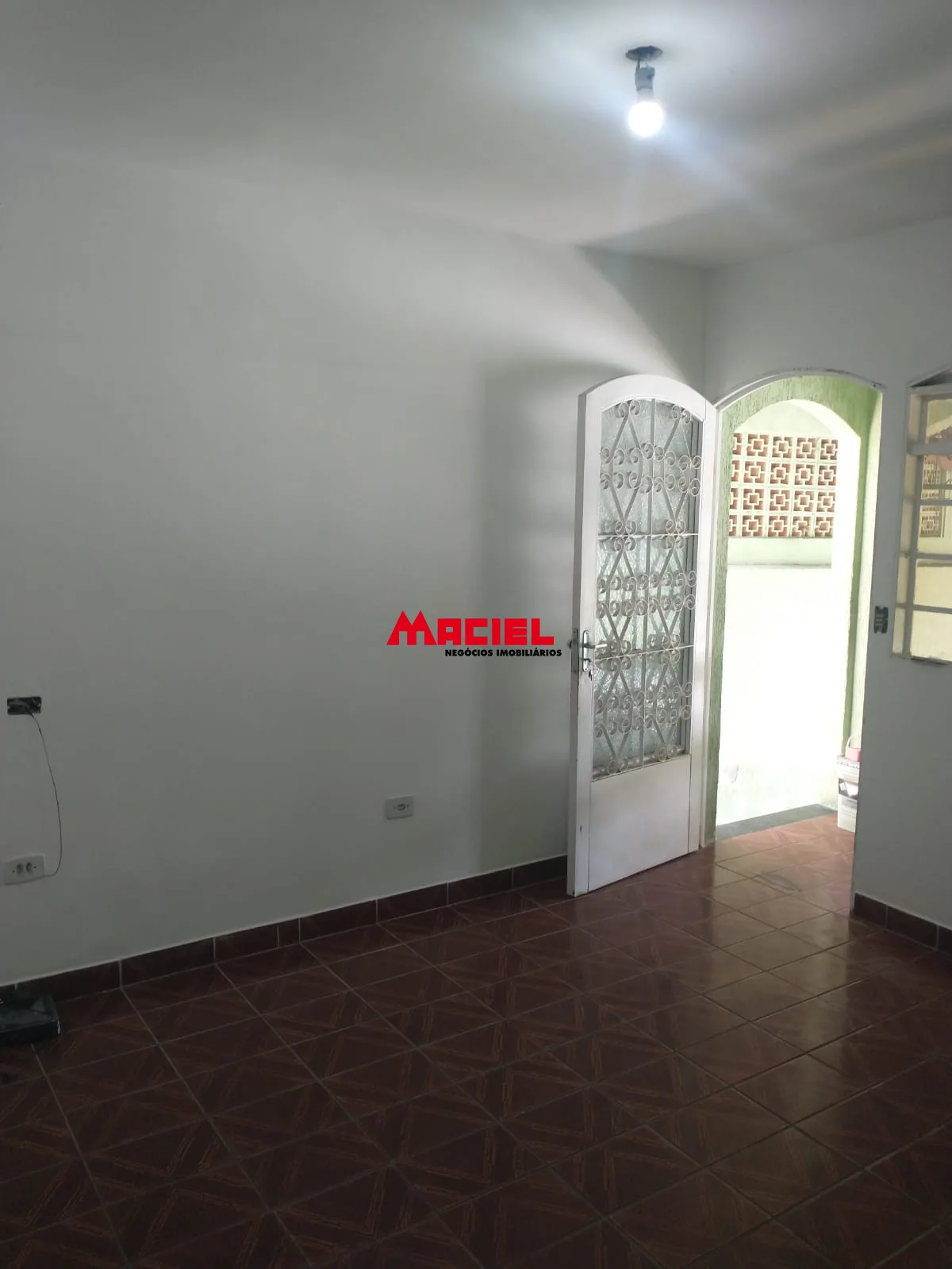 Alugar Casa / Padr&atilde;o em S&atilde;o Jos&eacute; dos Campos R$ 2.700,00 - Foto 9