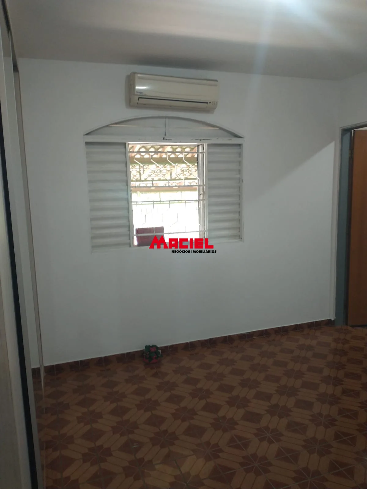 Alugar Casa / Padr&atilde;o em S&atilde;o Jos&eacute; dos Campos R$ 2.700,00 - Foto 10