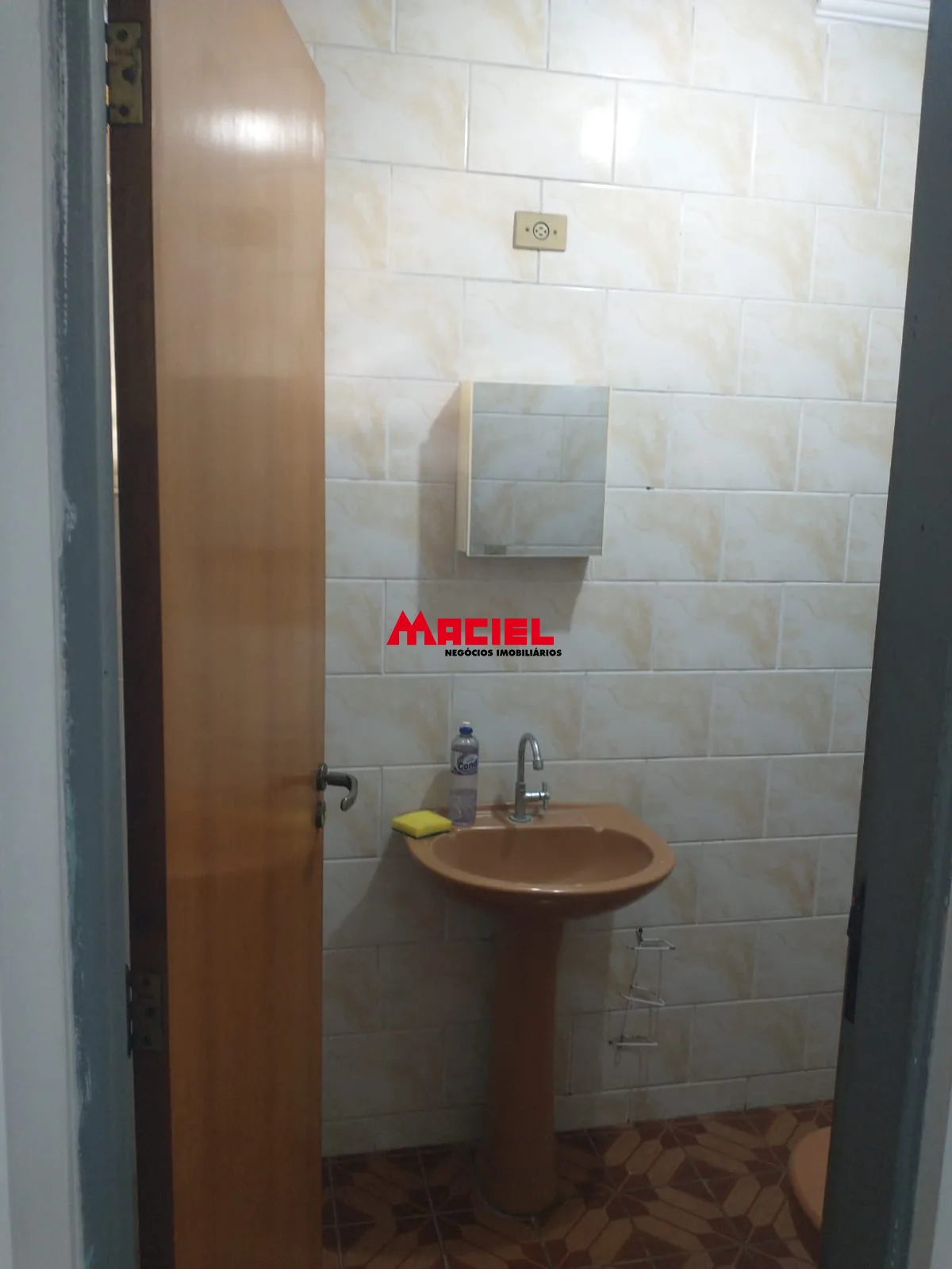 Alugar Casa / Padr&atilde;o em S&atilde;o Jos&eacute; dos Campos R$ 2.700,00 - Foto 26