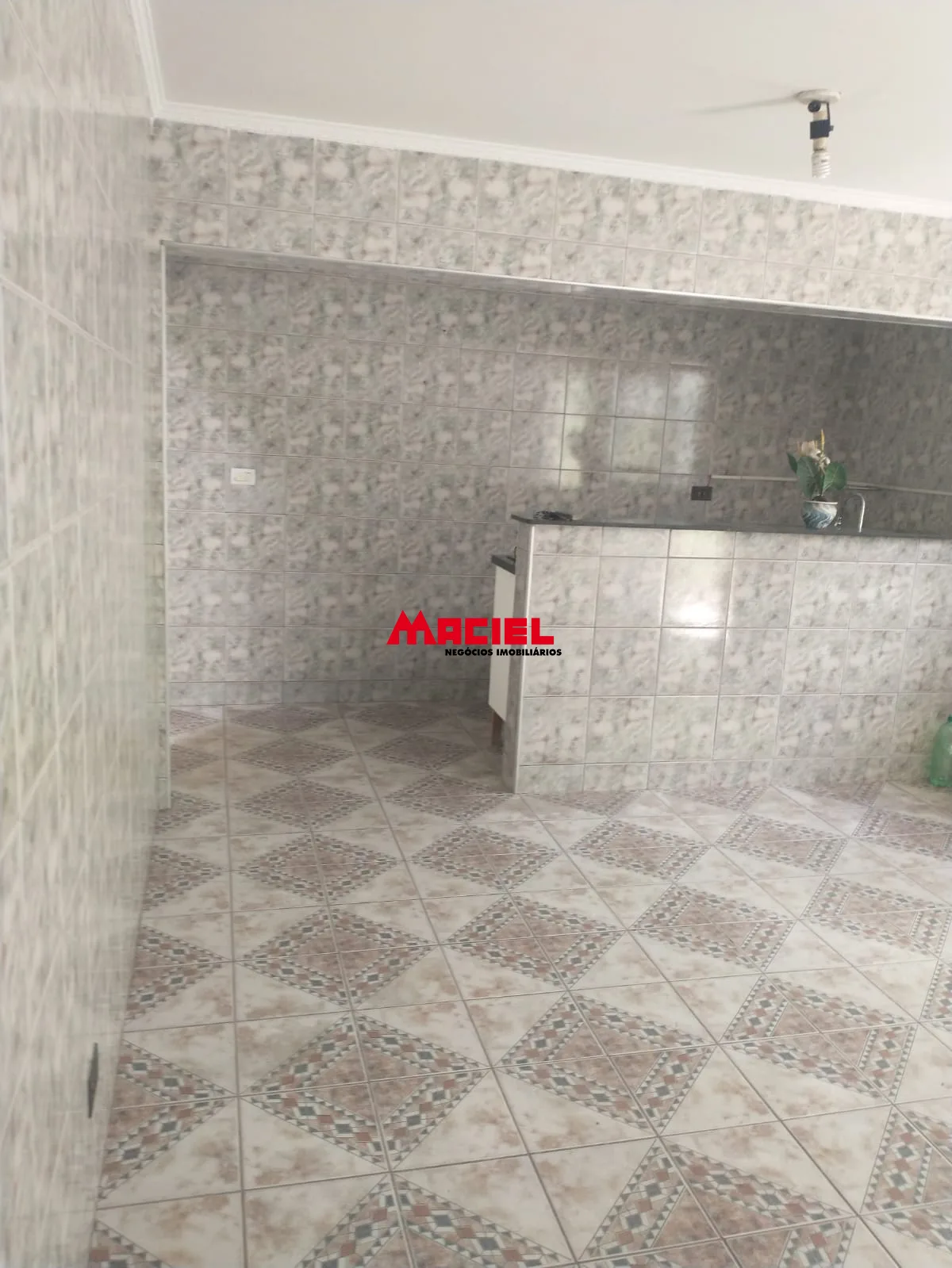 Alugar Casa / Padr&atilde;o em S&atilde;o Jos&eacute; dos Campos R$ 2.700,00 - Foto 42