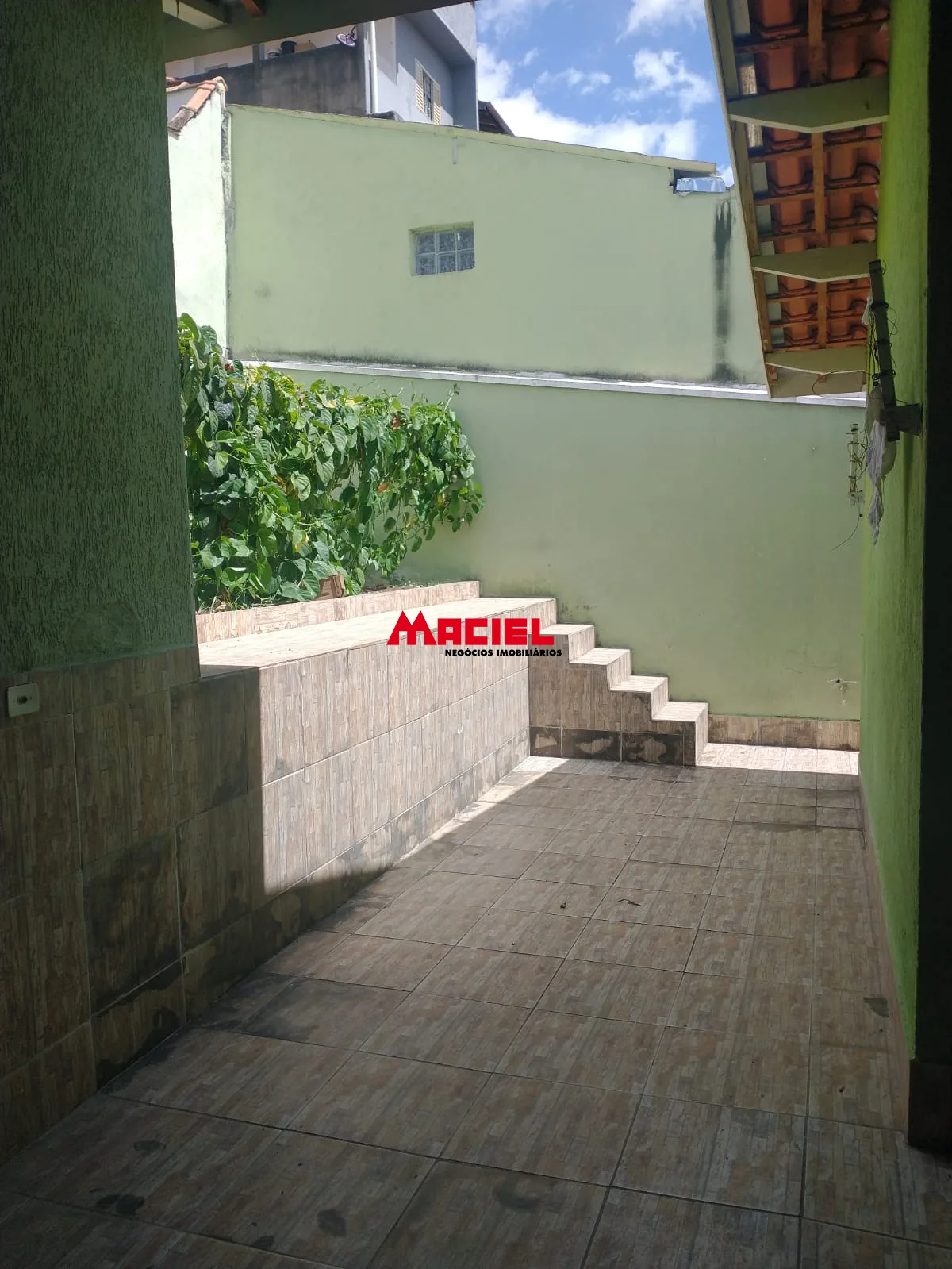 Alugar Casa / Padr&atilde;o em S&atilde;o Jos&eacute; dos Campos R$ 2.700,00 - Foto 49