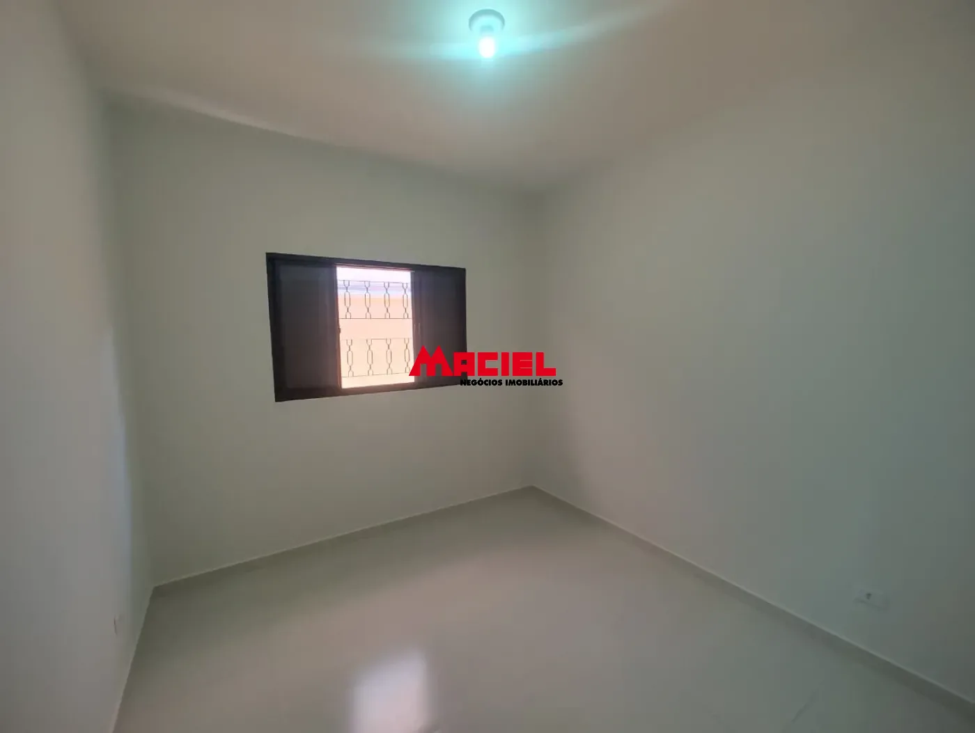 Alugar Casa / Padr&atilde;o em S&atilde;o Jos&eacute; dos Campos R$ 3.100,00 - Foto 9