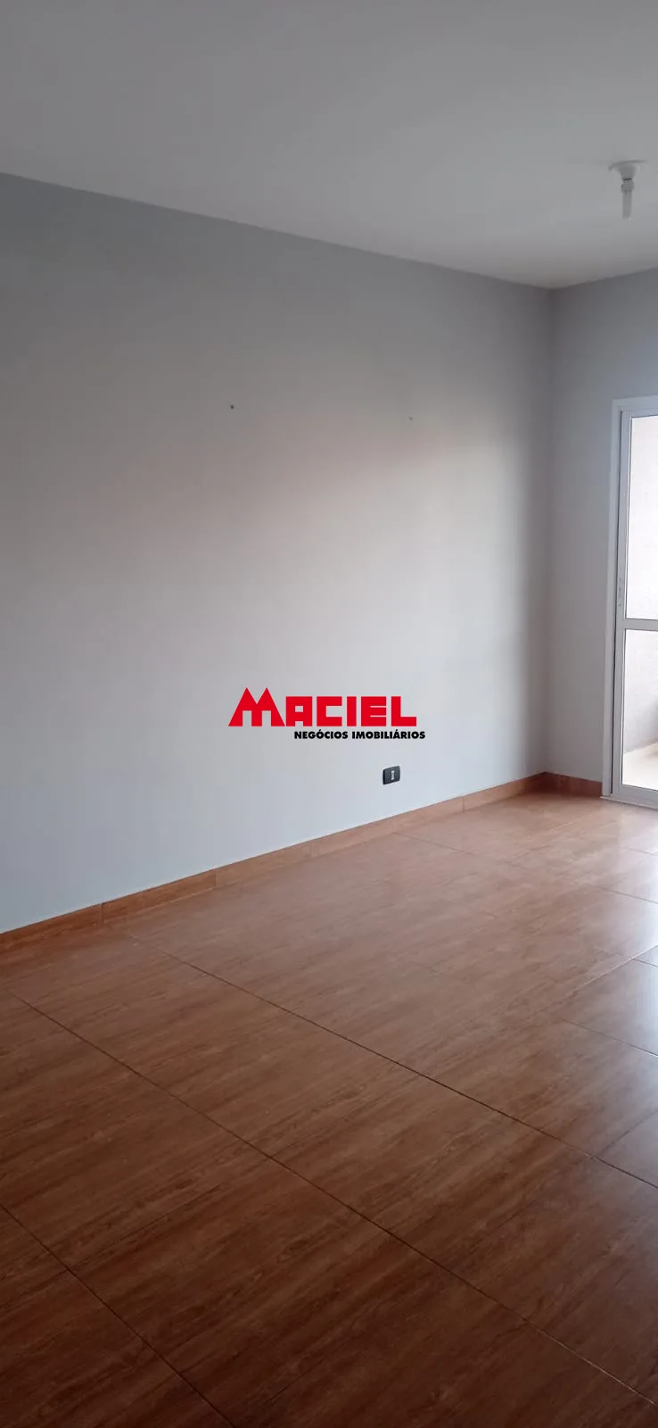 Comprar Apartamento / Padr&atilde;o em S&atilde;o Jos&eacute; dos Campos R$ 290.000,00 - Foto 3